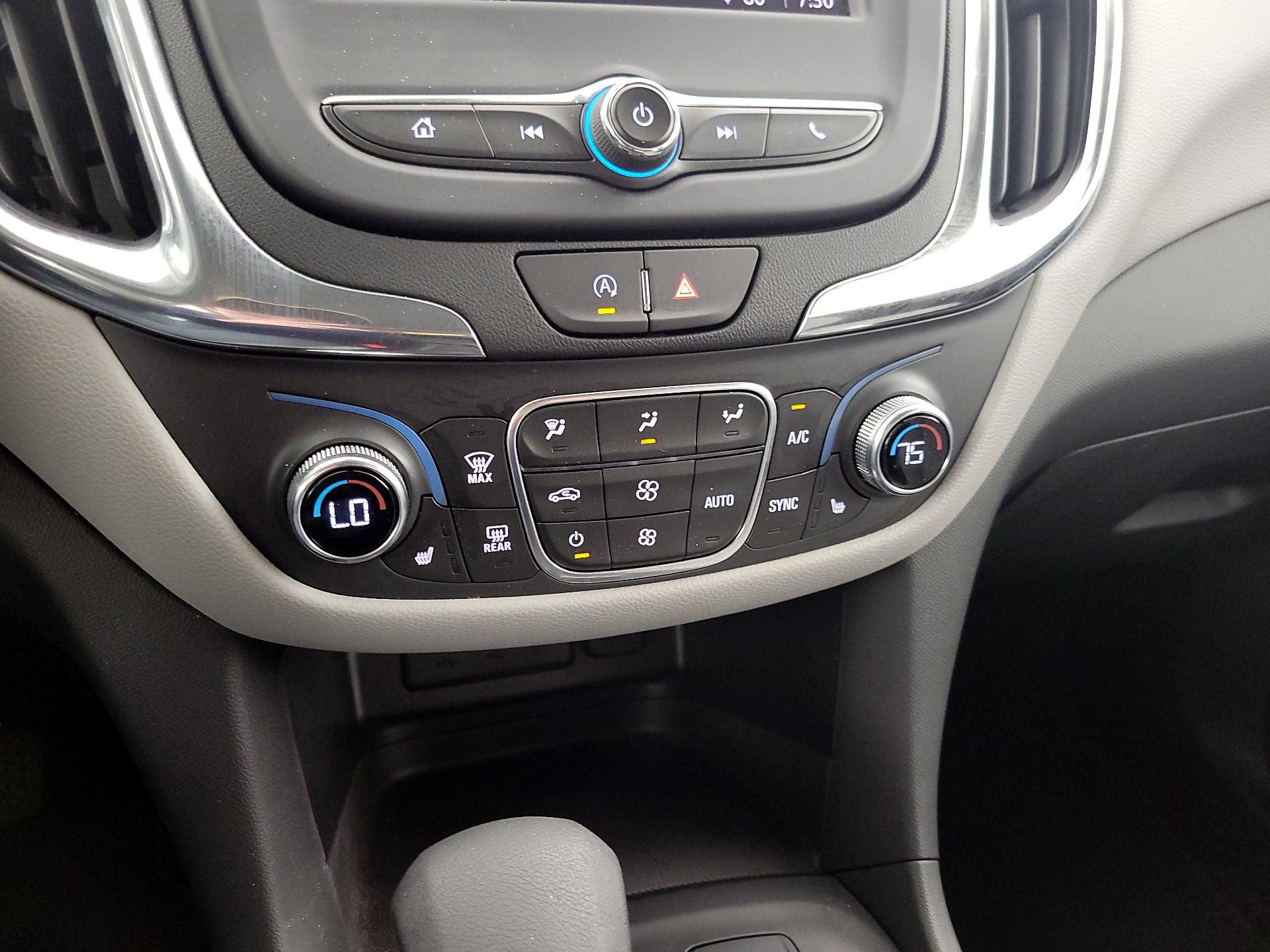 Thumbnail: 2022 Chevrolet Equinox - 16