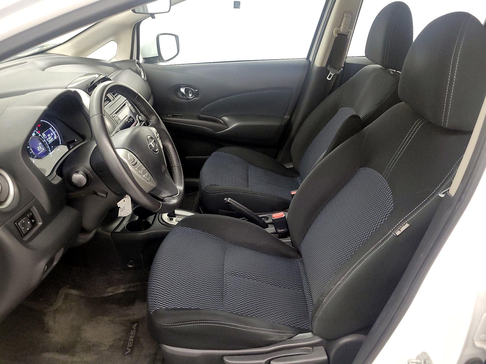 Thumbnail: 2016 Nissan Versa Note - 11