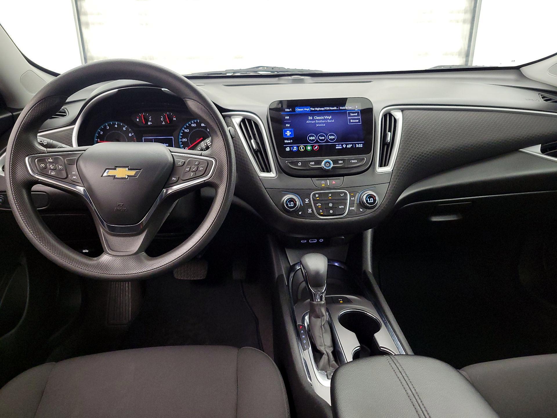 Thumbnail: 2024 Chevrolet Malibu - 9