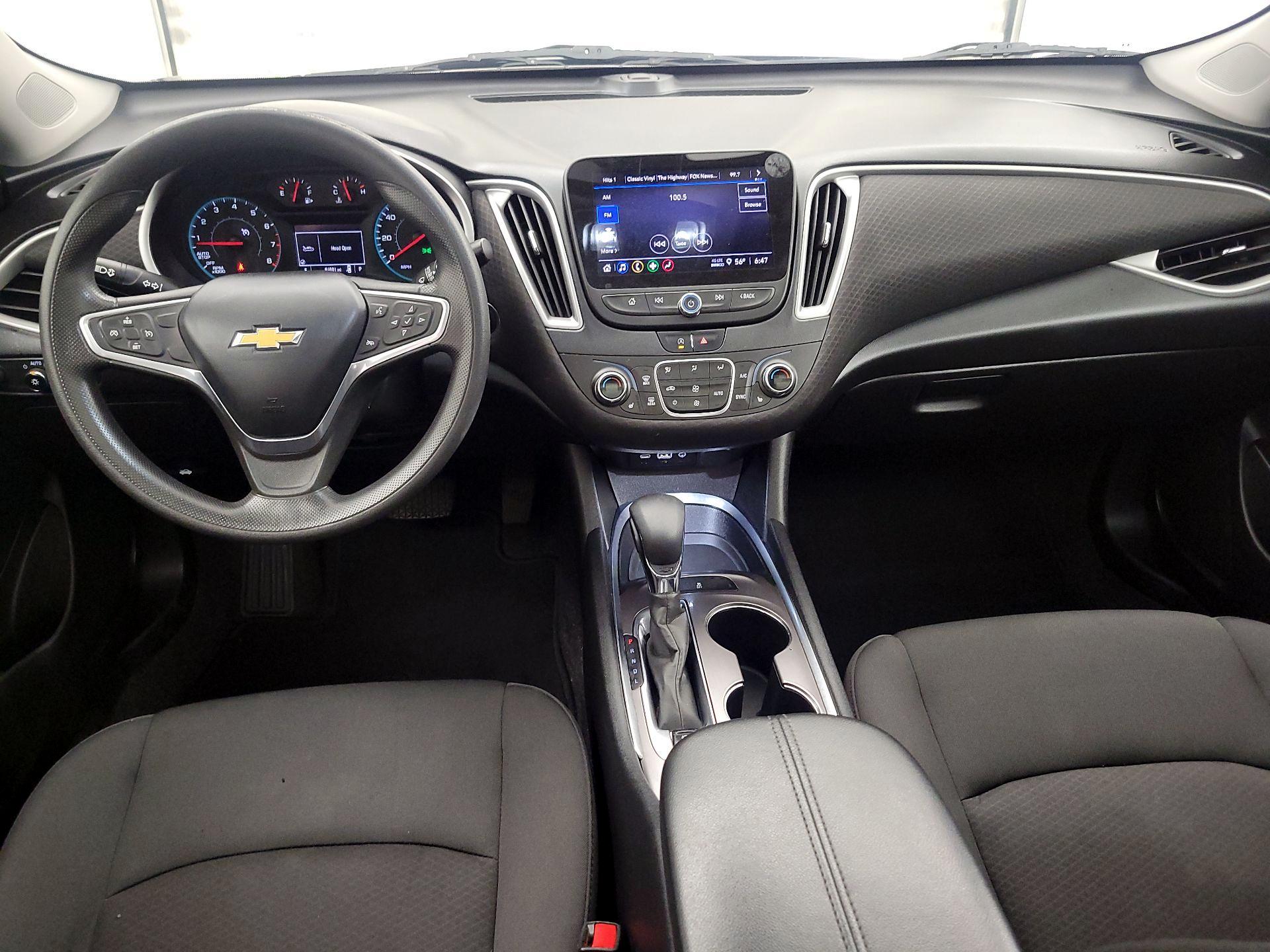 Thumbnail: 2022 Chevrolet Malibu - 9