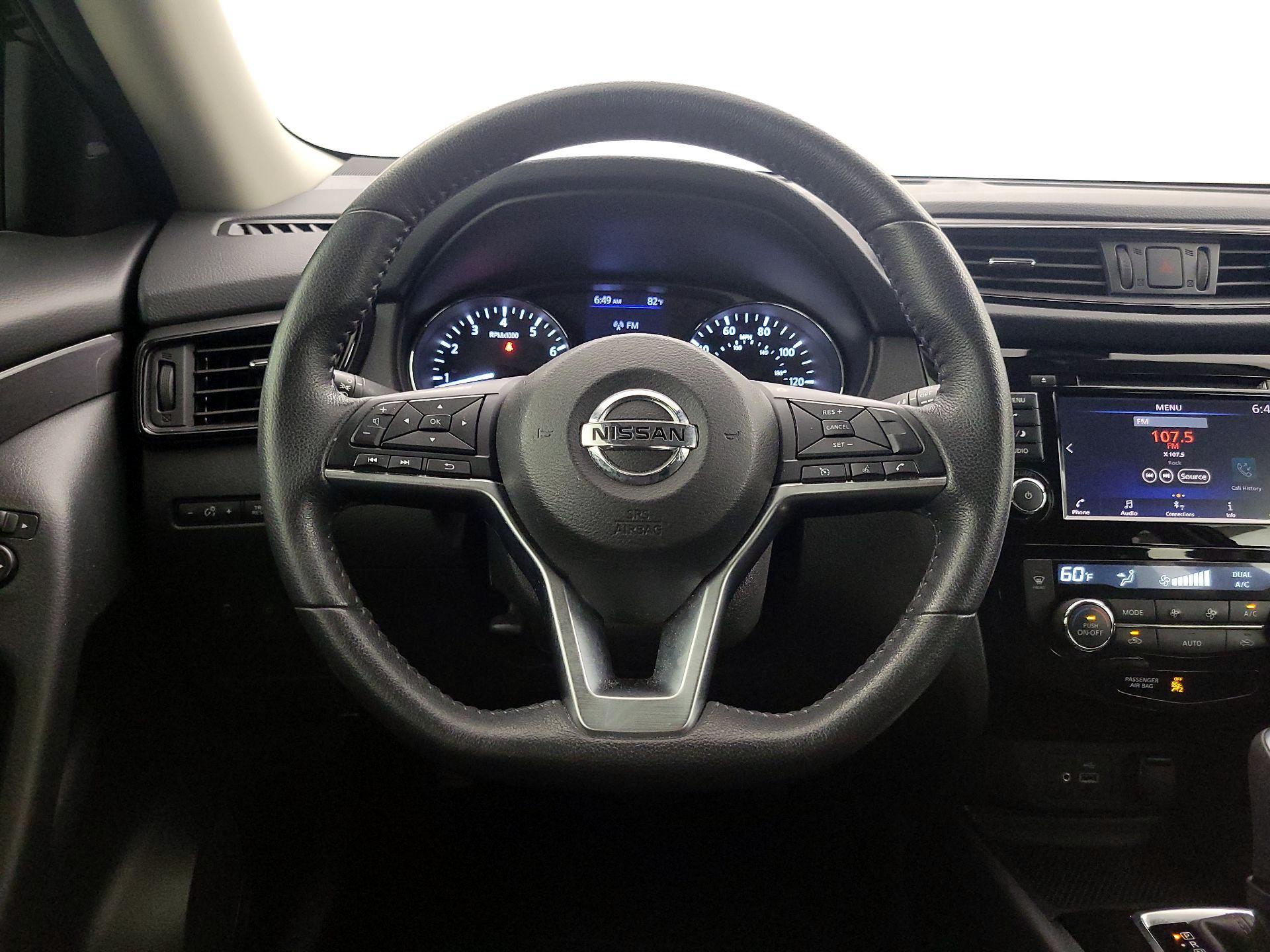 Thumbnail: 2020 Nissan Rogue - 10