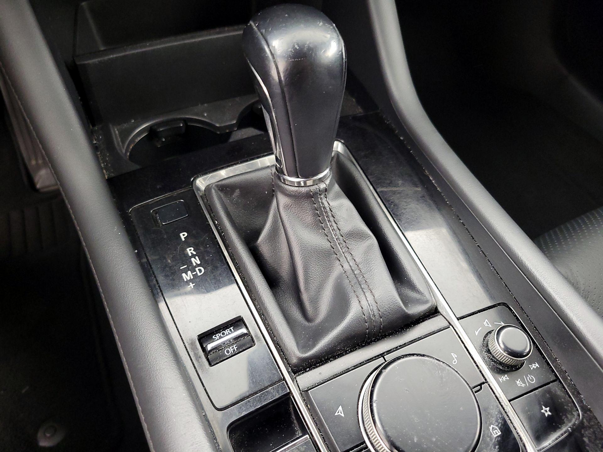 Thumbnail: 2019 Mazda Mazda3 - 17