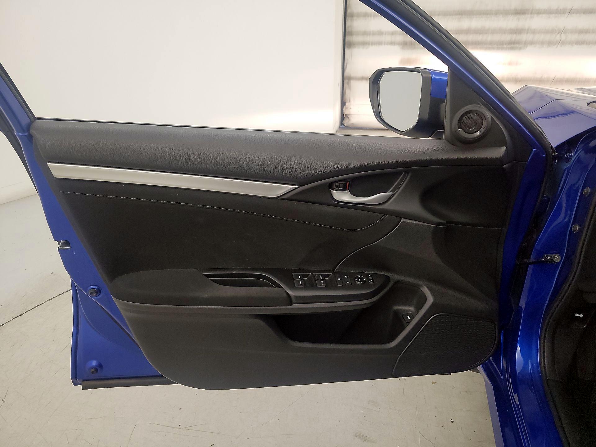 Thumbnail: 2020 Honda Civic - 12