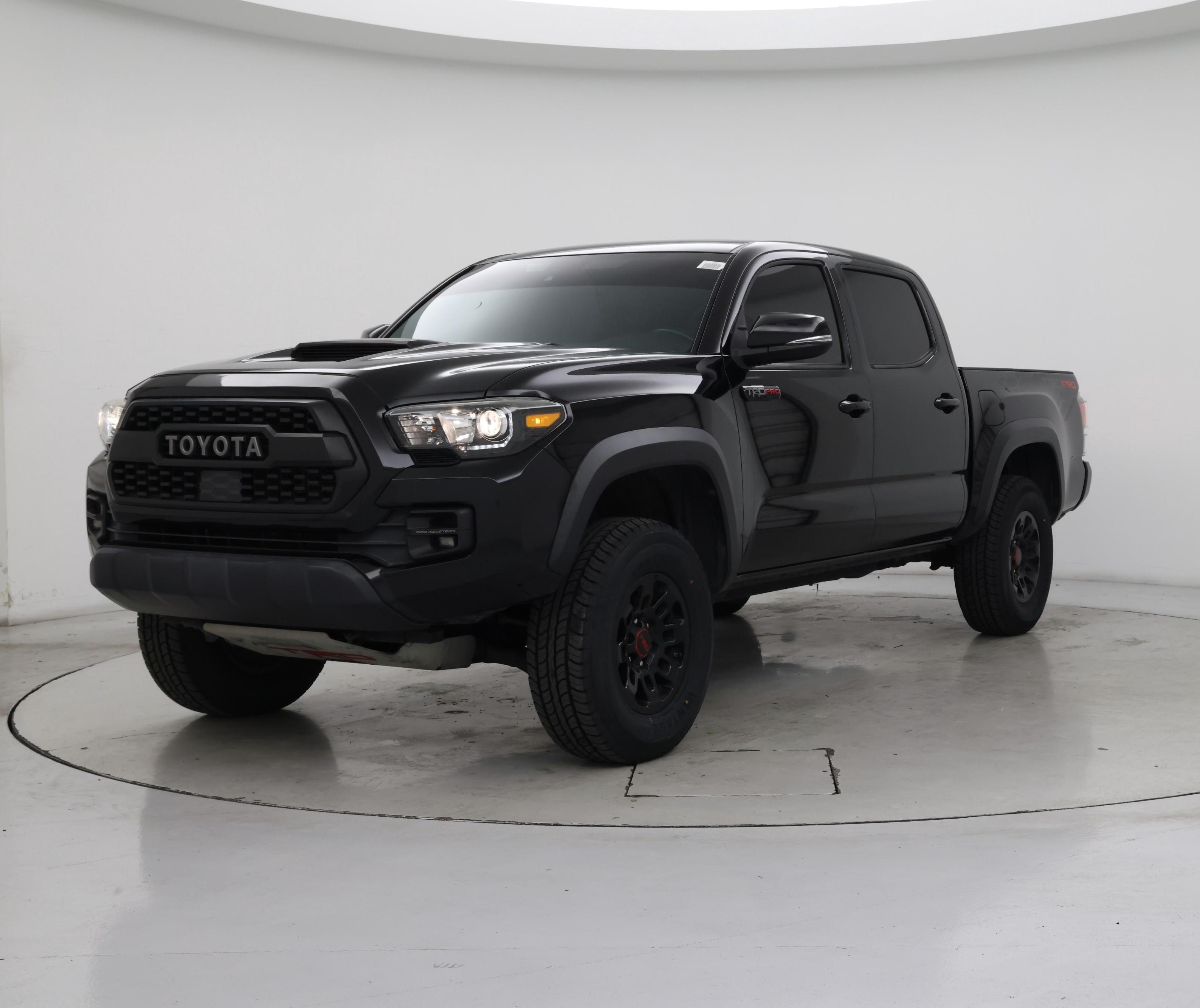Thumbnail: 2019 Toyota Tacoma - 4