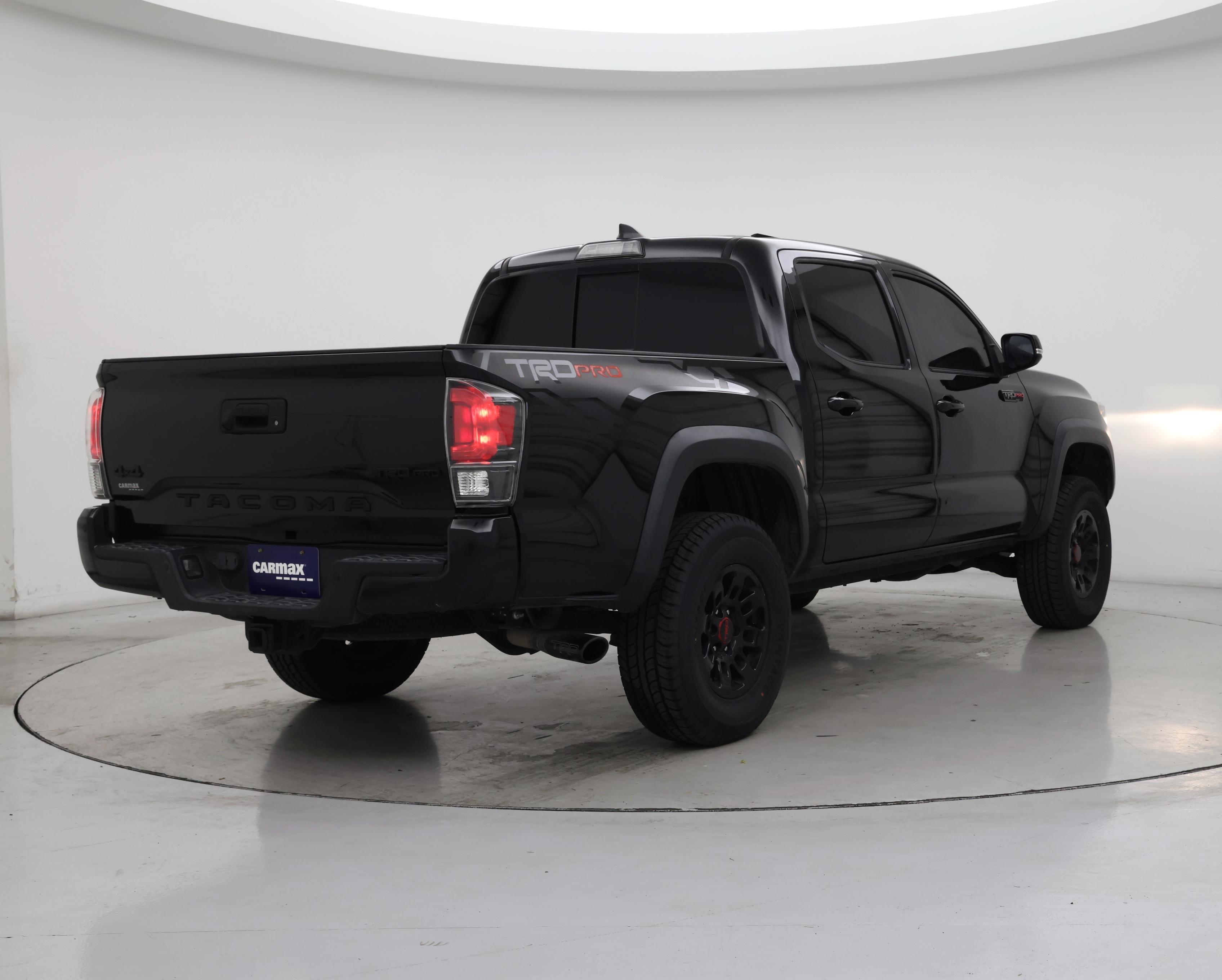Thumbnail: 2019 Toyota Tacoma - 8