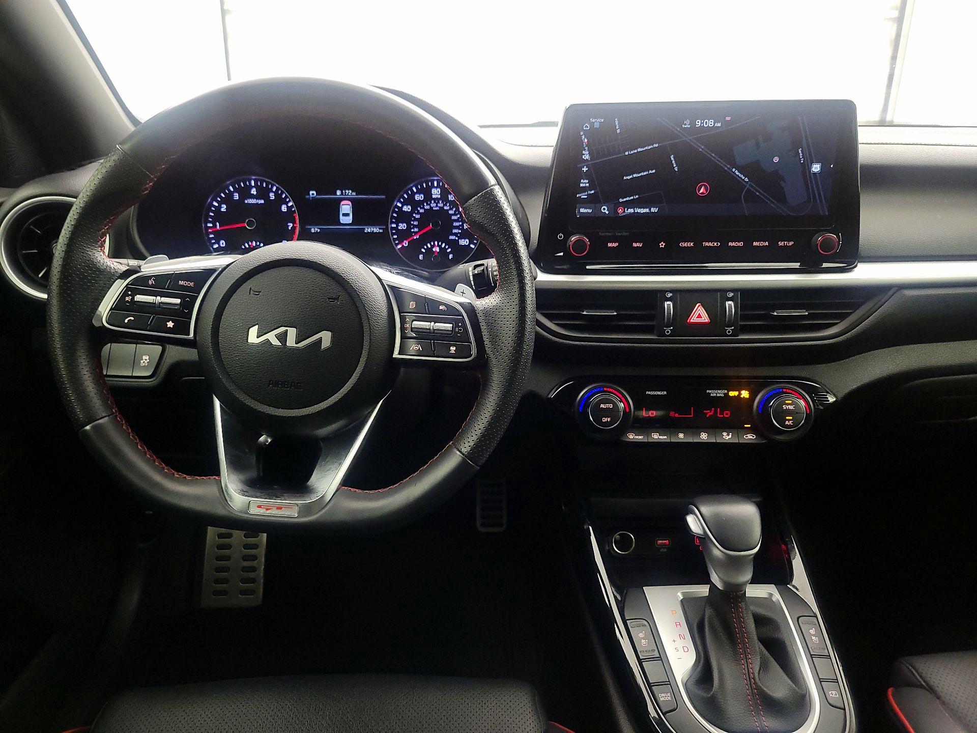 Thumbnail: 2023 Kia Forte - 9