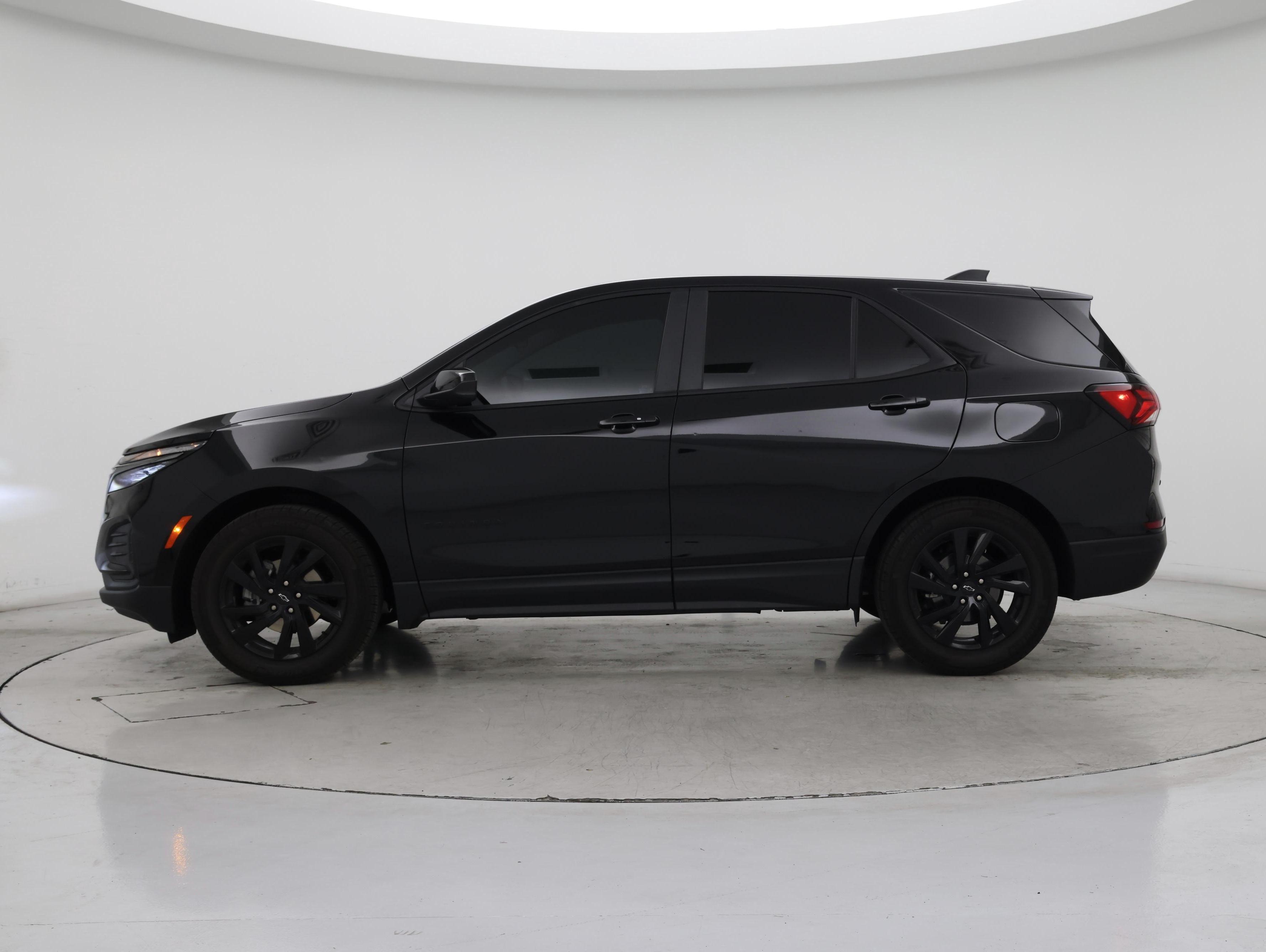 Thumbnail: 2024 Chevrolet Equinox - 3