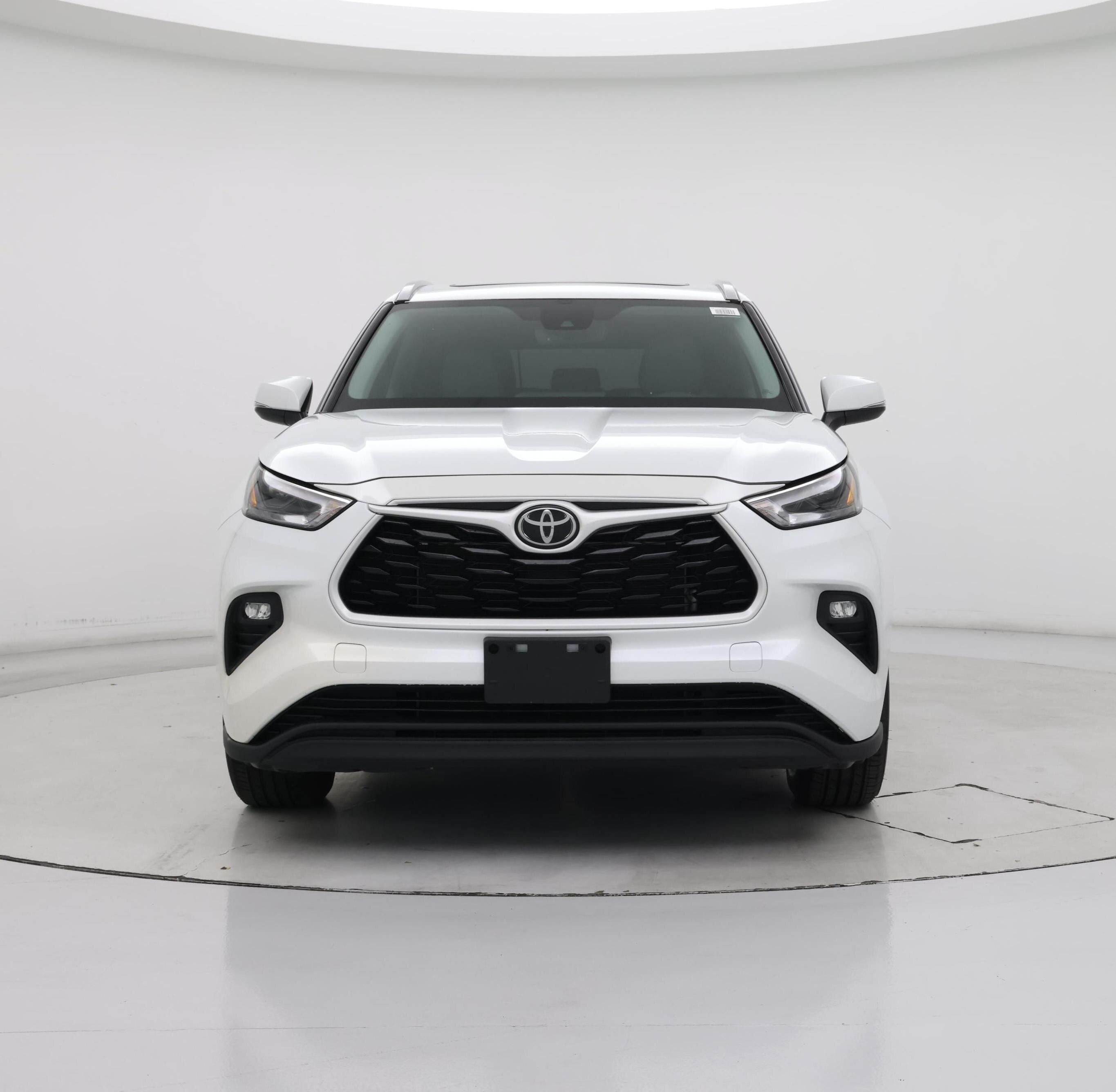 Thumbnail: 2022 Toyota Highlander - 5