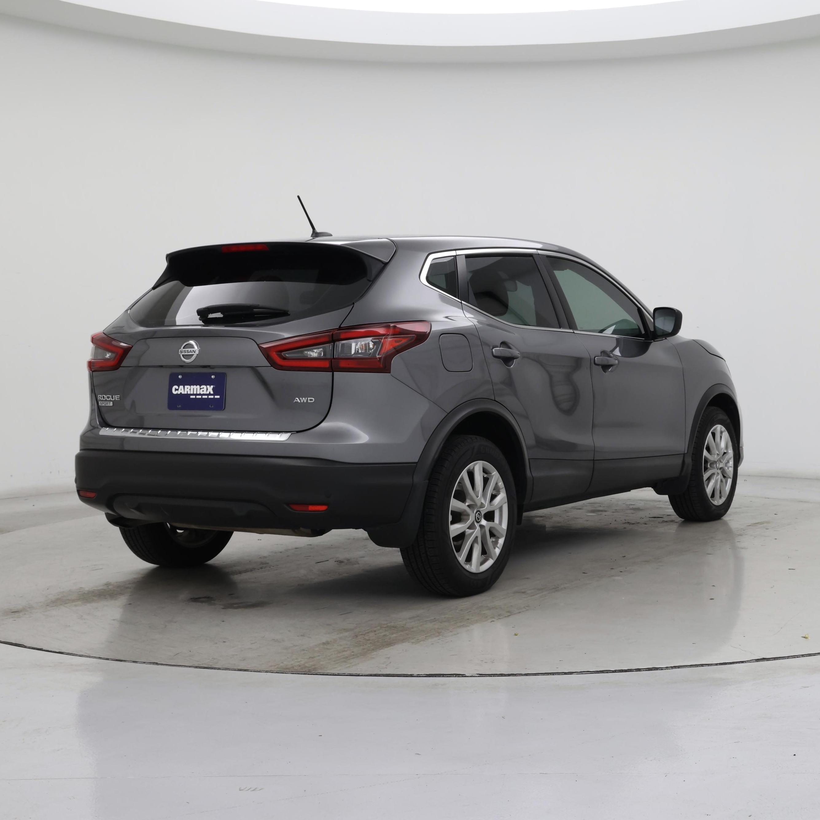 Thumbnail: 2020 Nissan Rogue Sport - 8