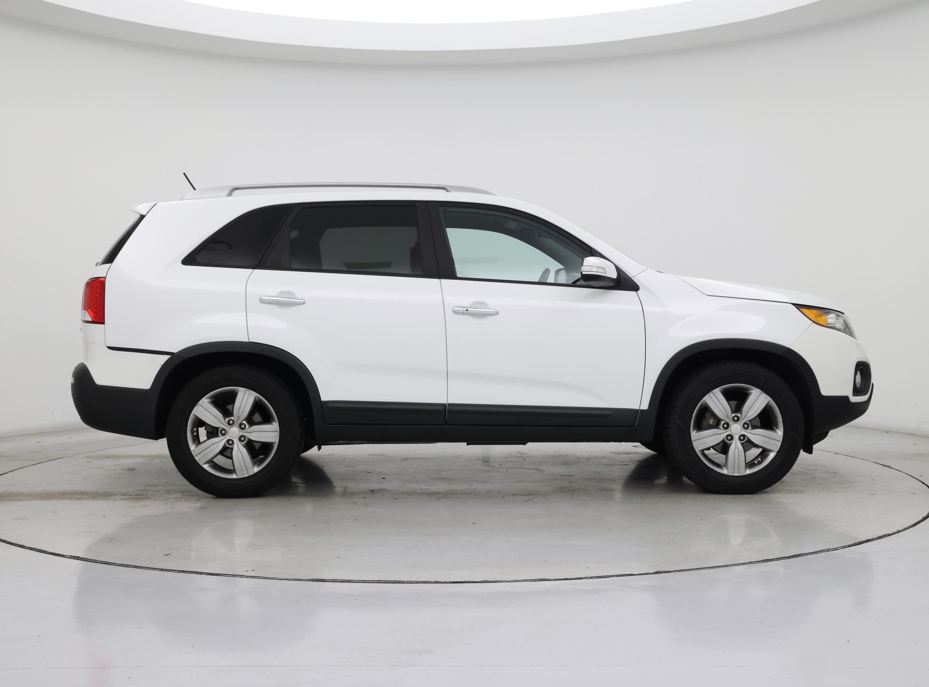 Thumbnail: 2013 Kia Sorento - 7