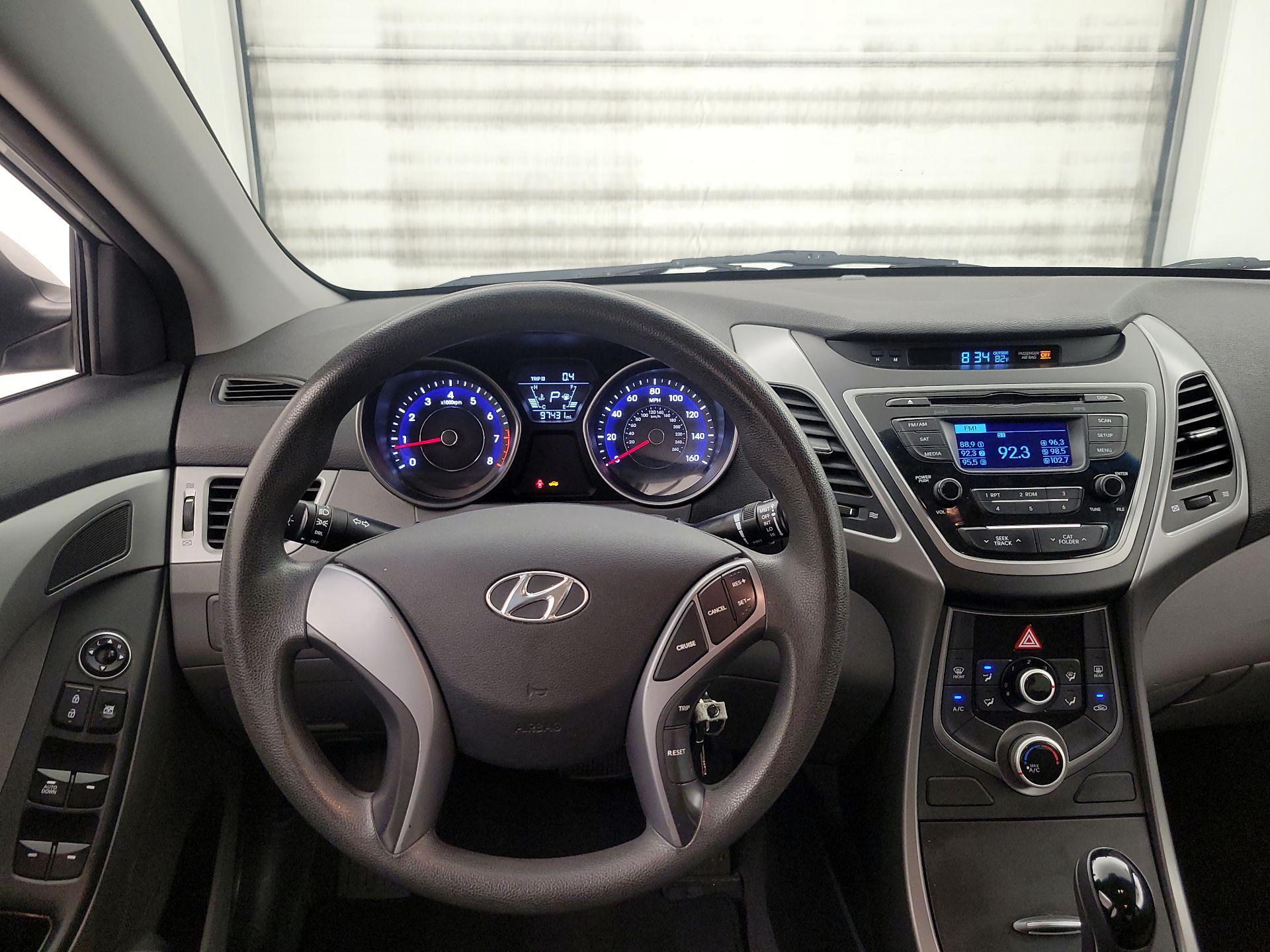 Thumbnail: 2016 Hyundai Elantra - 10