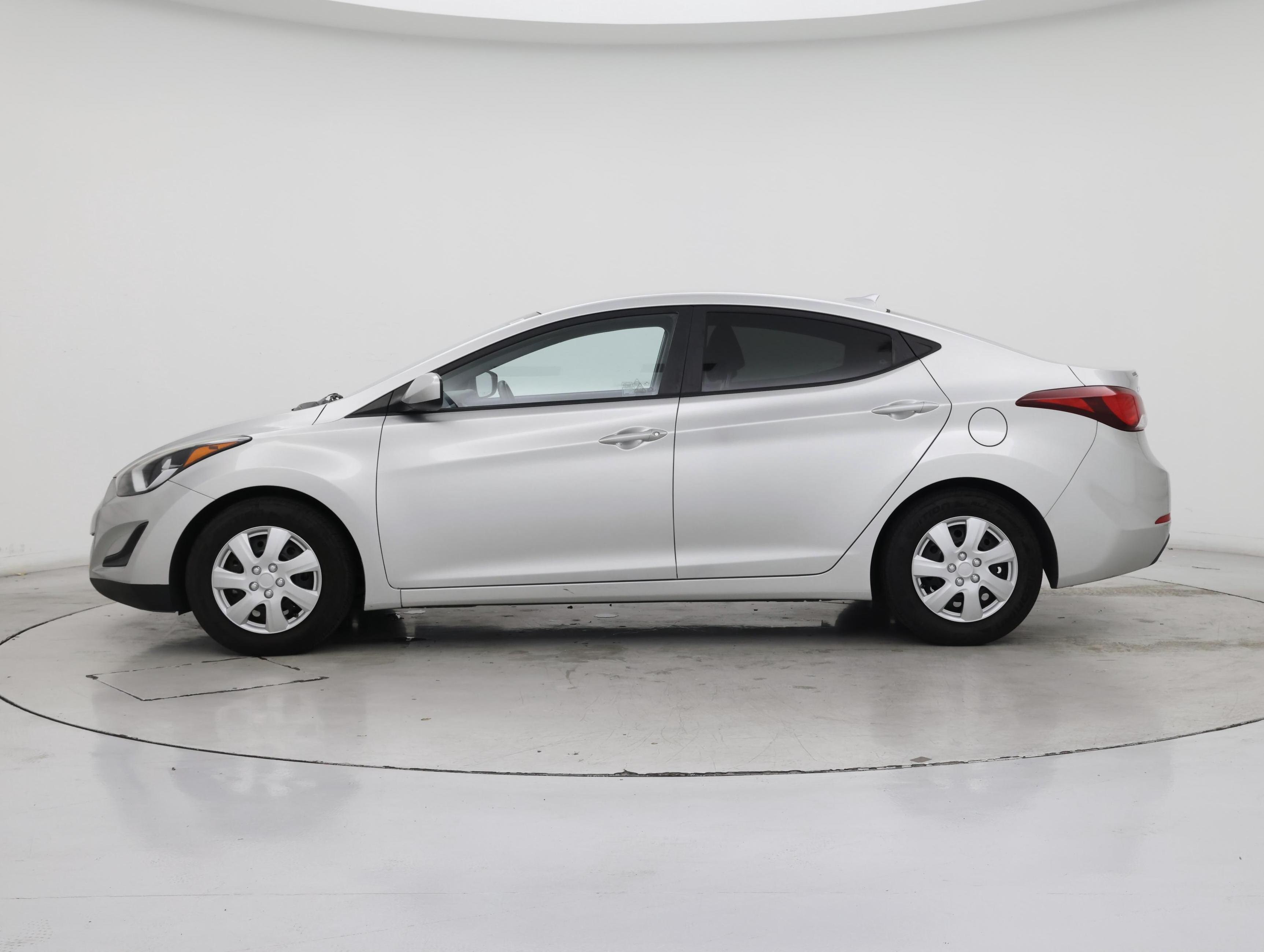 Thumbnail: 2016 Hyundai Elantra - 3