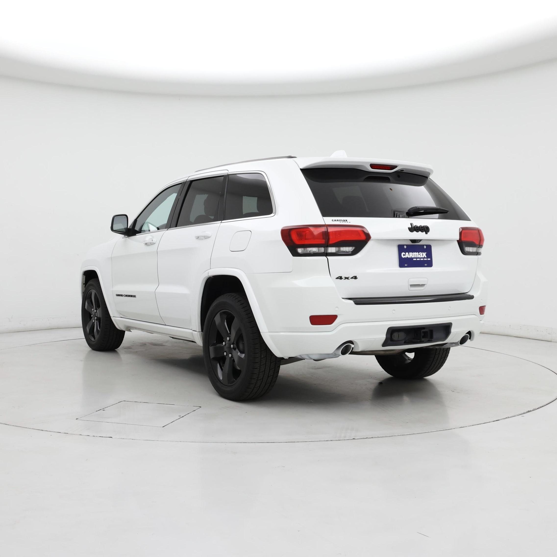 Thumbnail: 2015 Jeep Grand Cherokee - 2