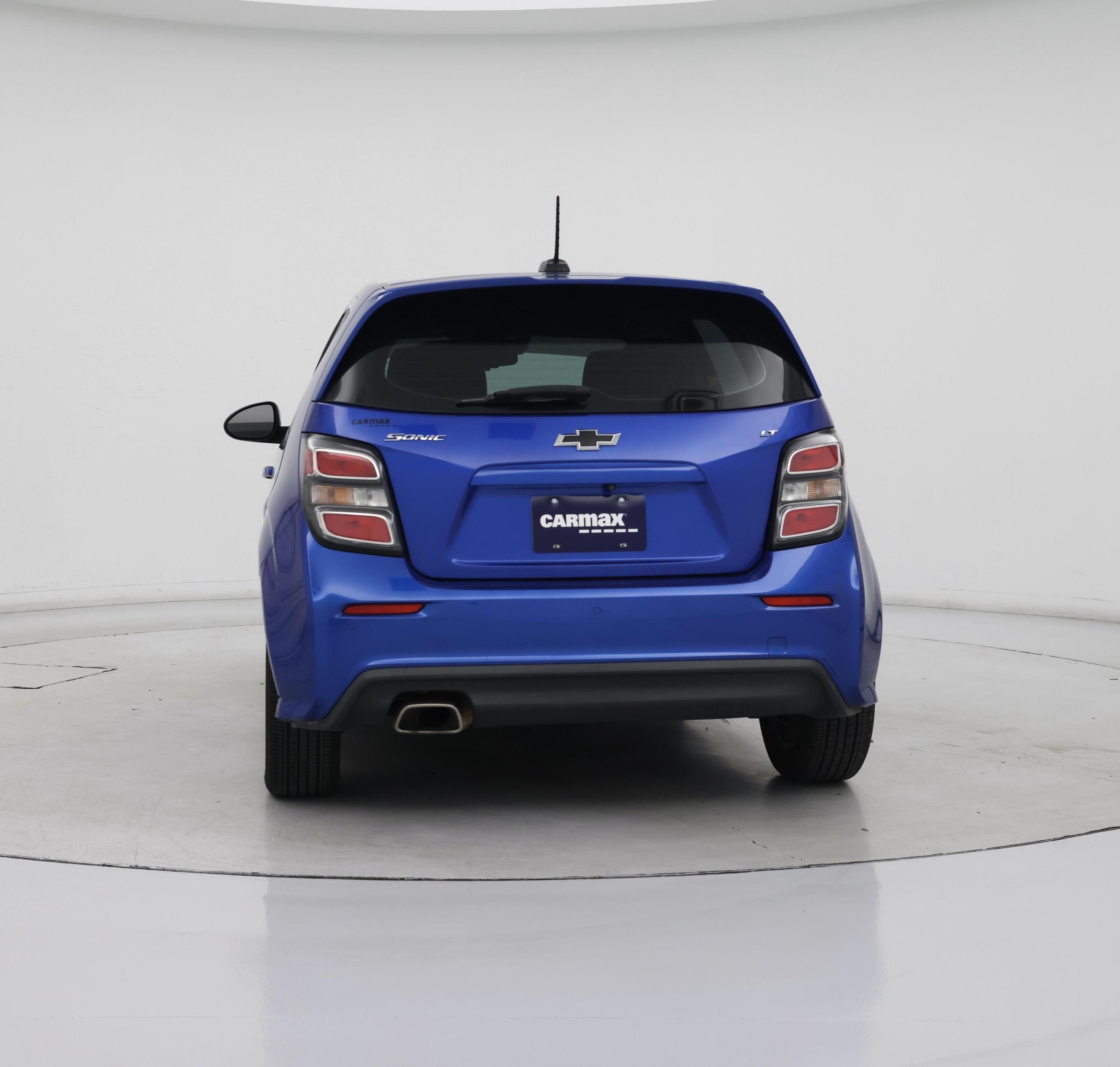 Thumbnail: 2018 Chevrolet Sonic - 6