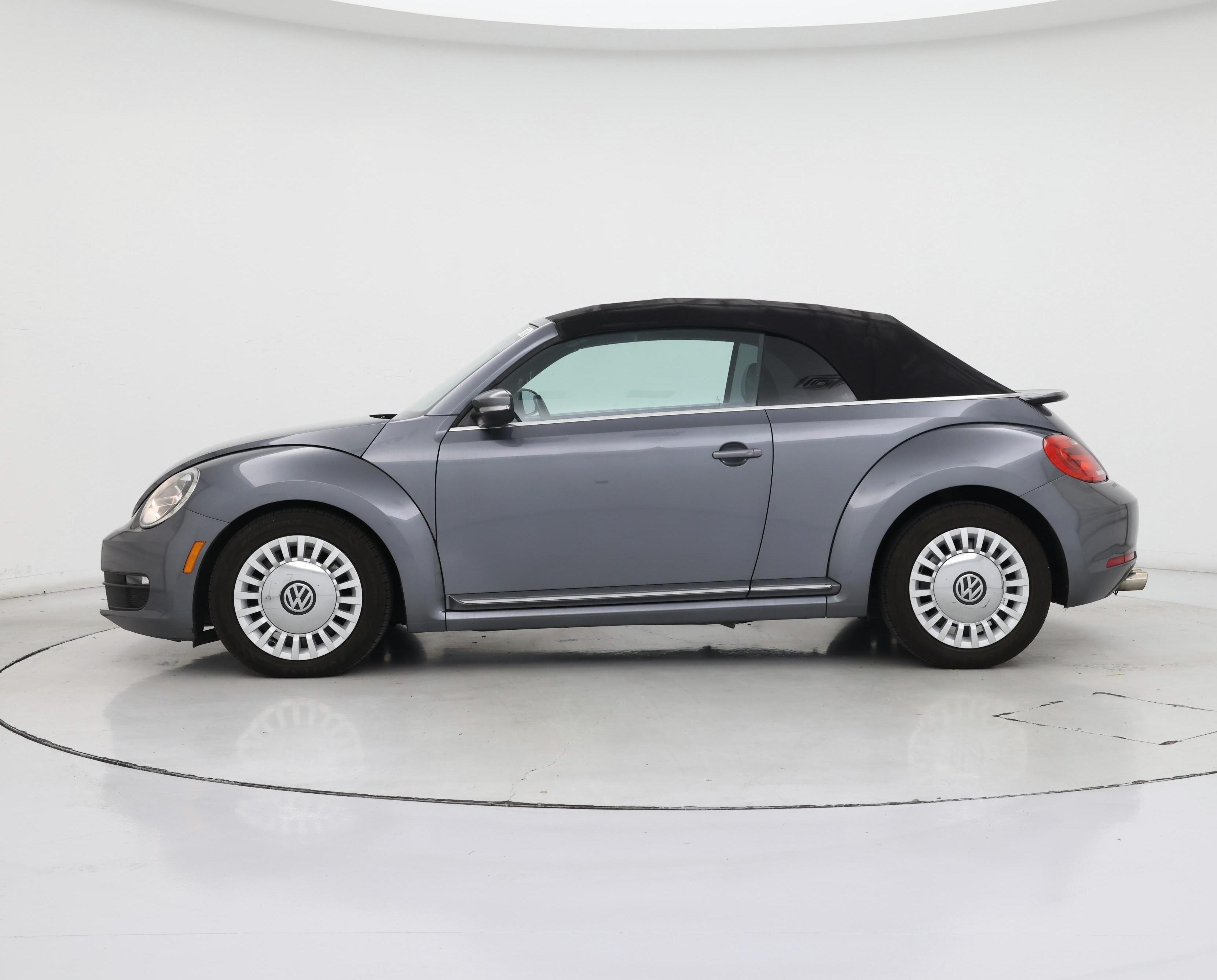 Thumbnail: 2015 Volkswagen Beetle - 3