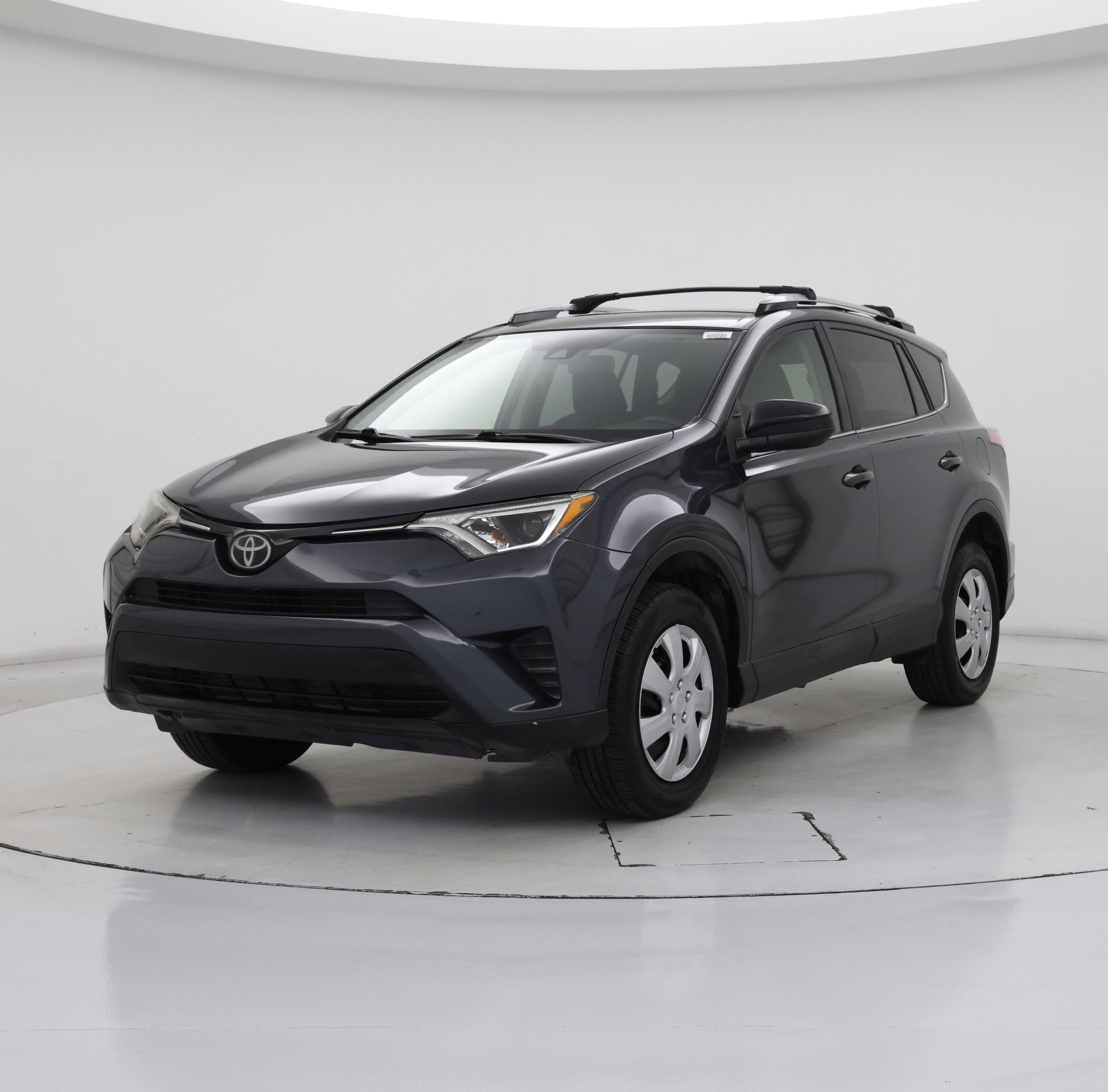 Thumbnail: 2018 Toyota RAV4 - 4