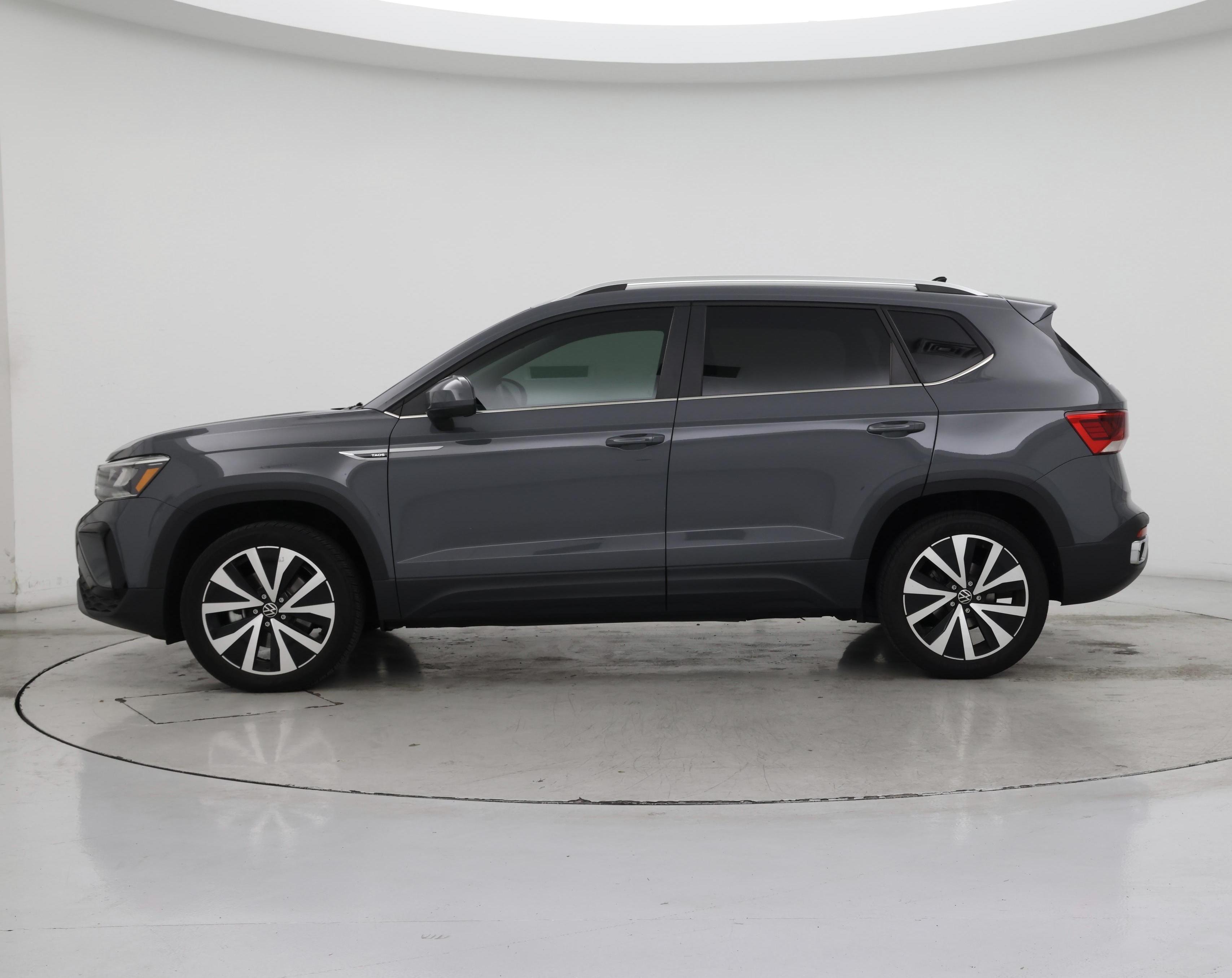 Thumbnail: 2023 Volkswagen Taos - 3