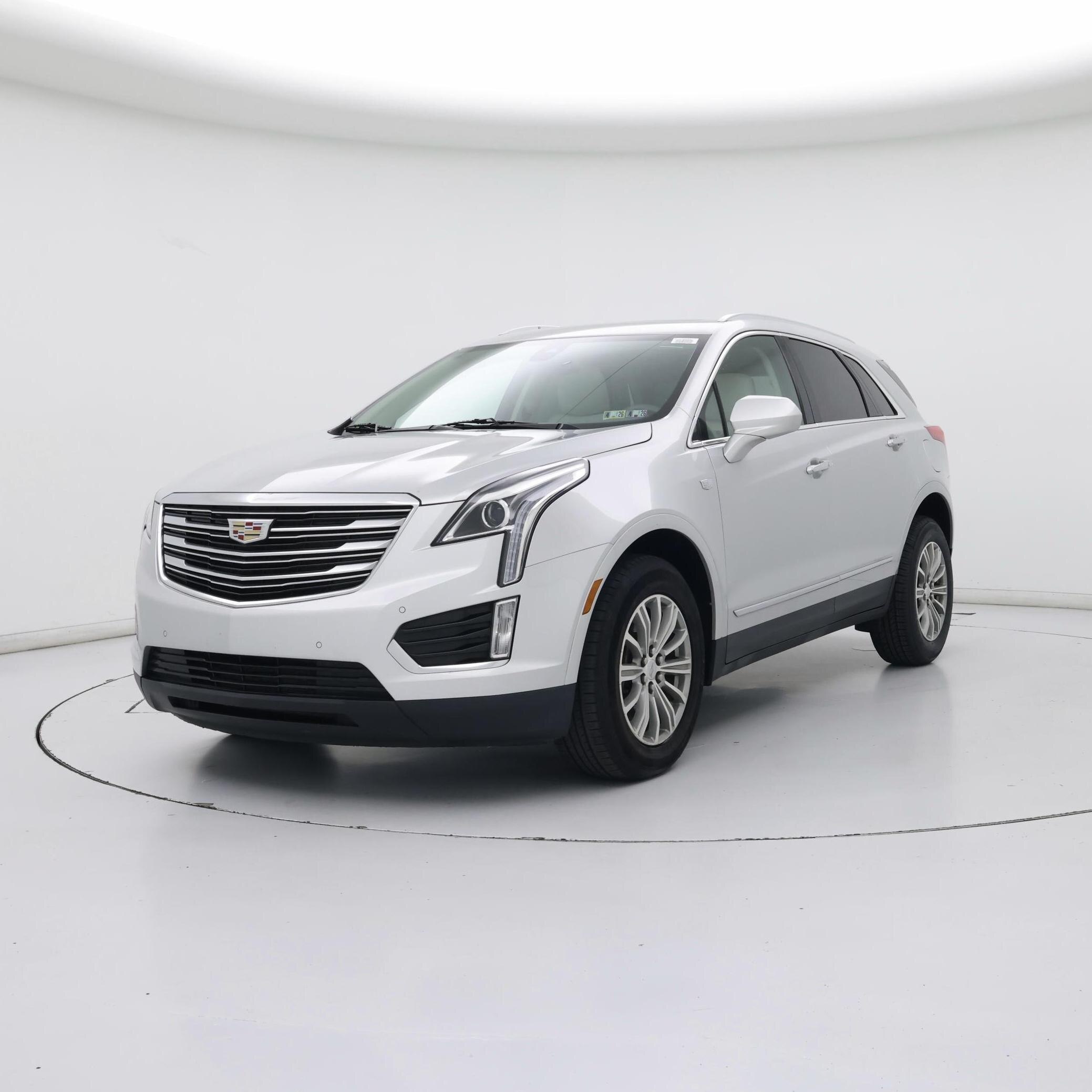 Thumbnail: 2019 Cadillac XT5 - 4
