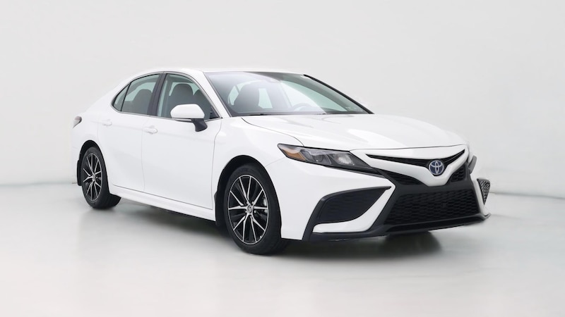 2024 Toyota Camry SE Hero Image