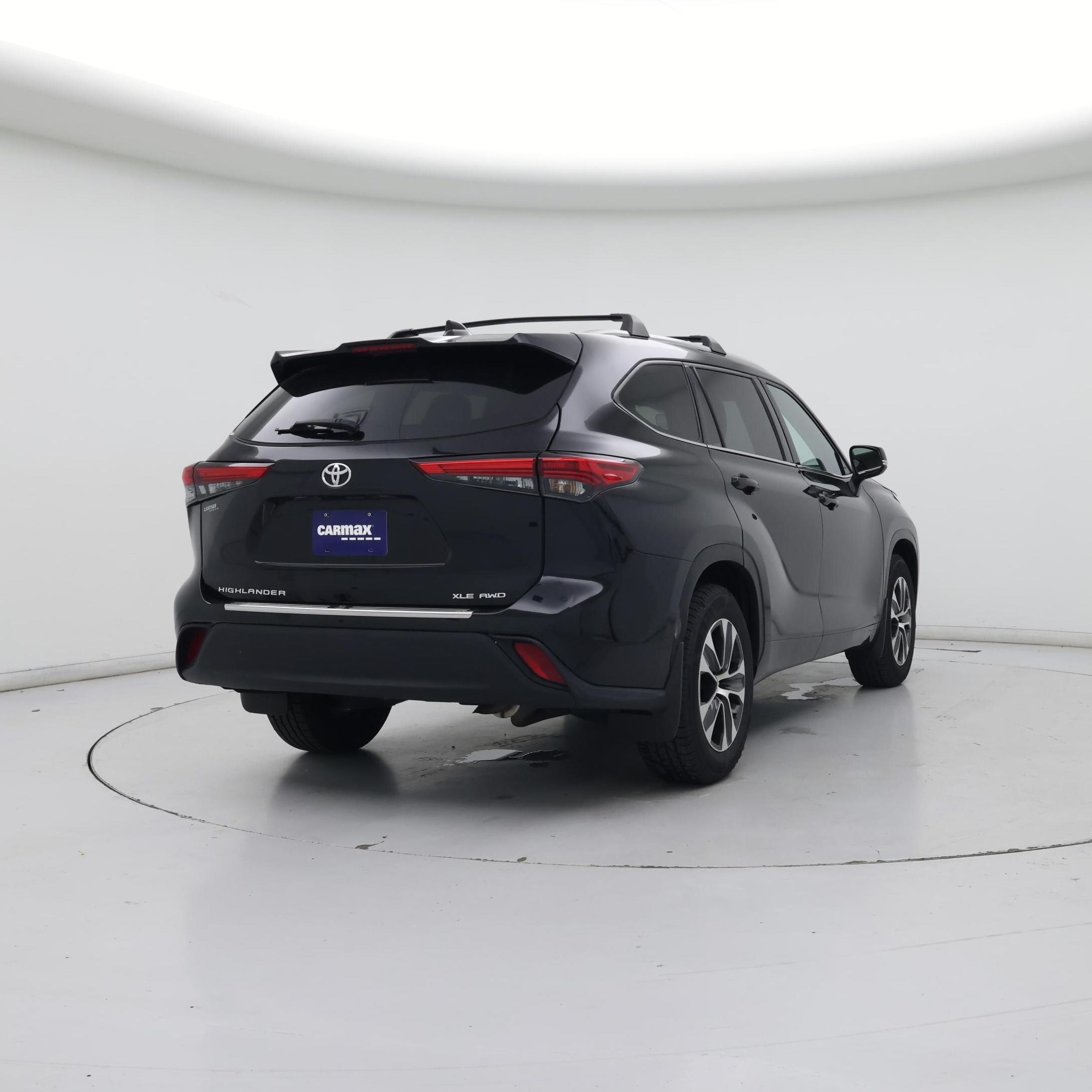 Thumbnail: 2022 Toyota Highlander - 8