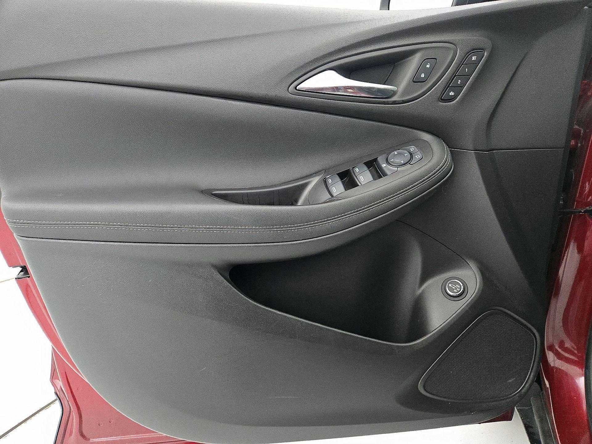 Thumbnail: 2022 Buick Encore GX - 12