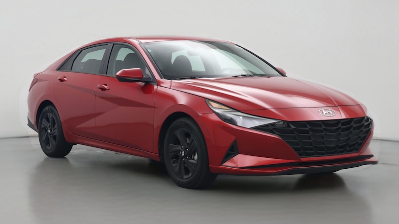 2022 Hyundai Elantra SEL Hero Image