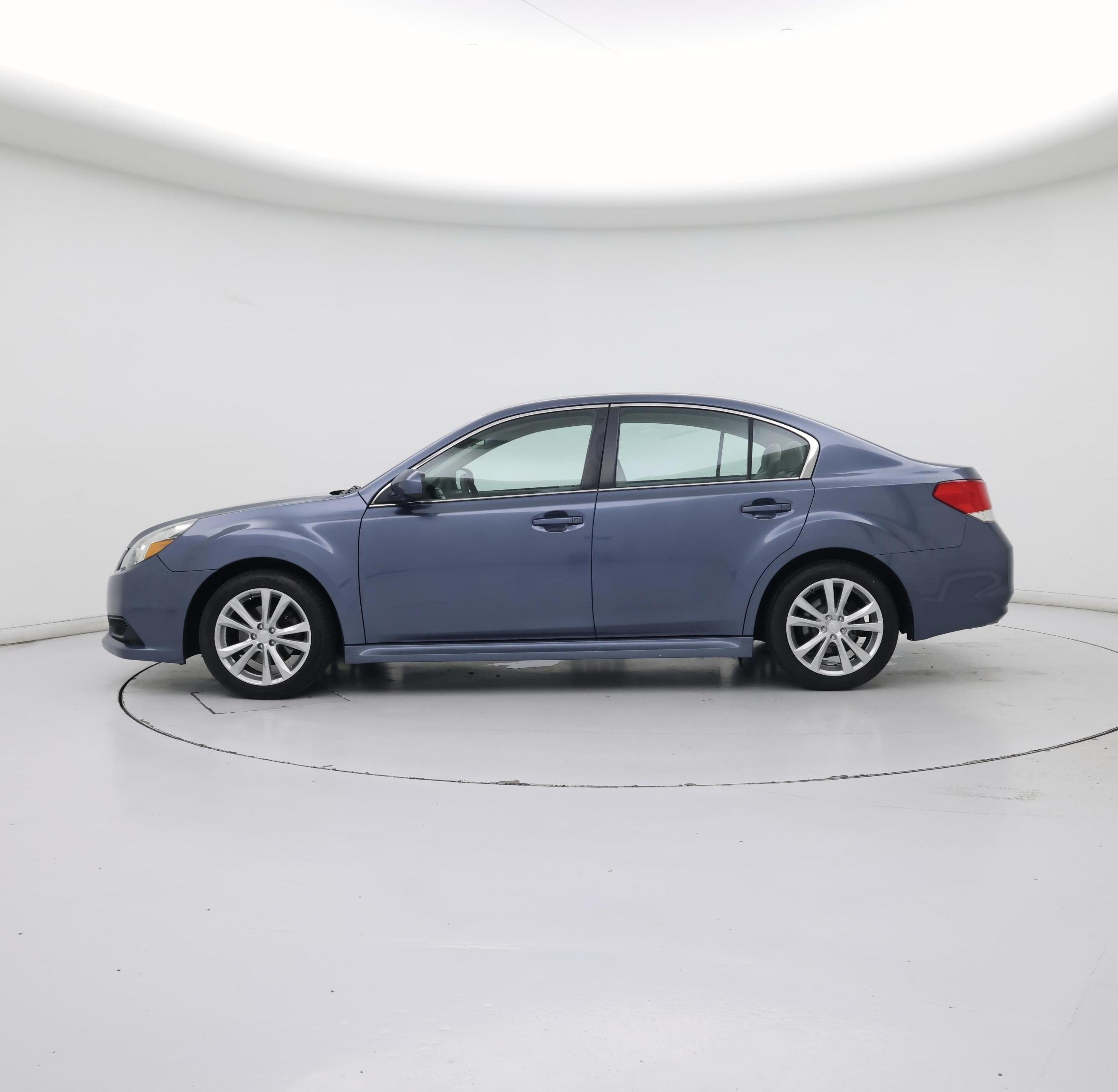 Thumbnail: 2013 Subaru Legacy - 3