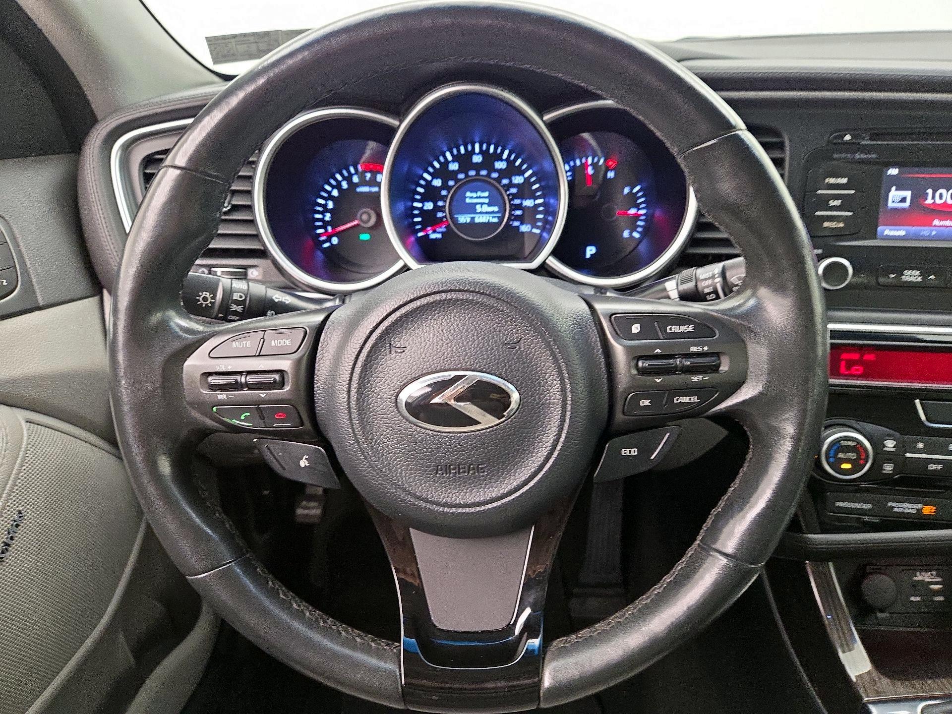 Thumbnail: 2015 Kia Optima - 10