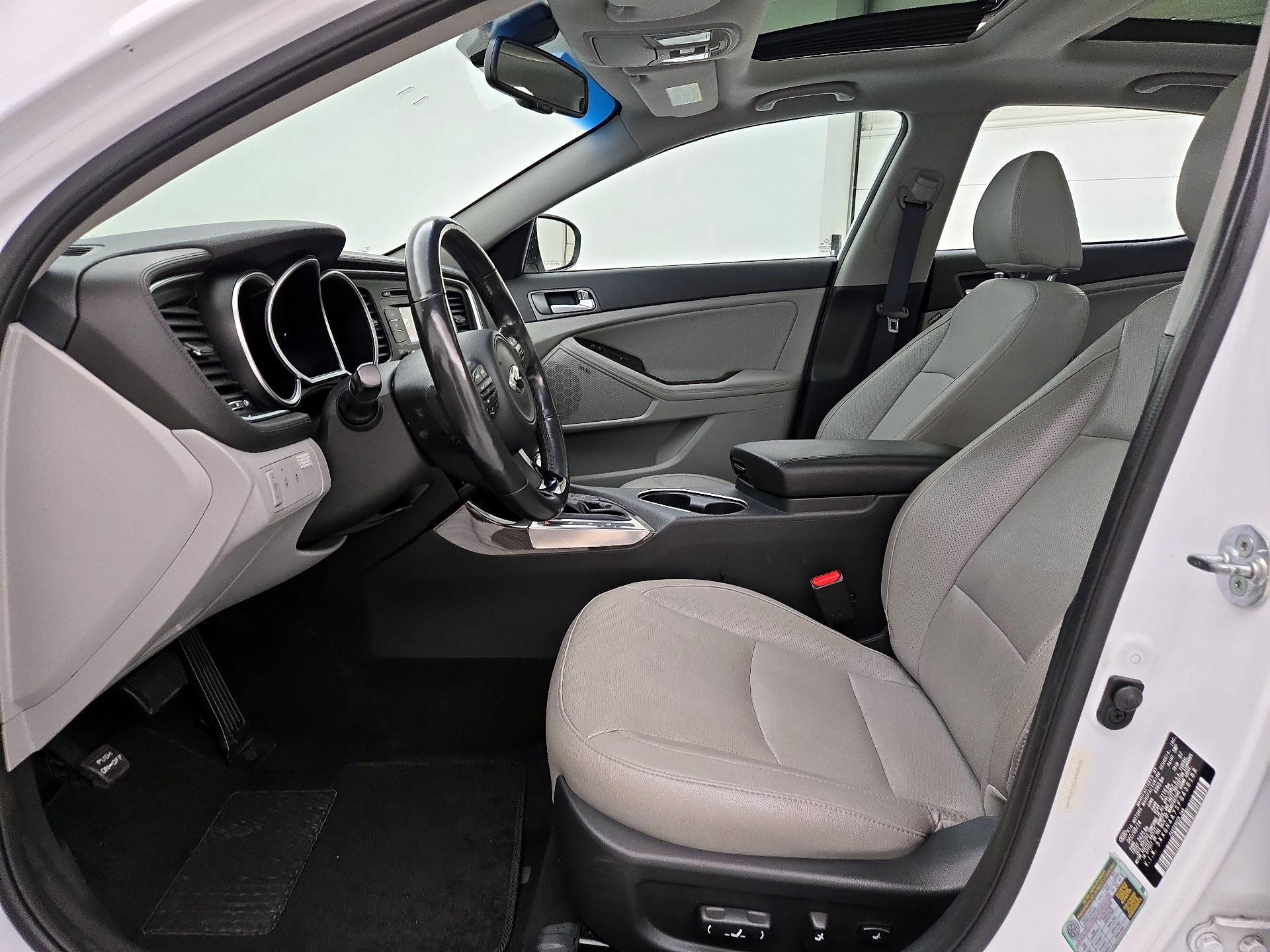 Thumbnail: 2015 Kia Optima - 11