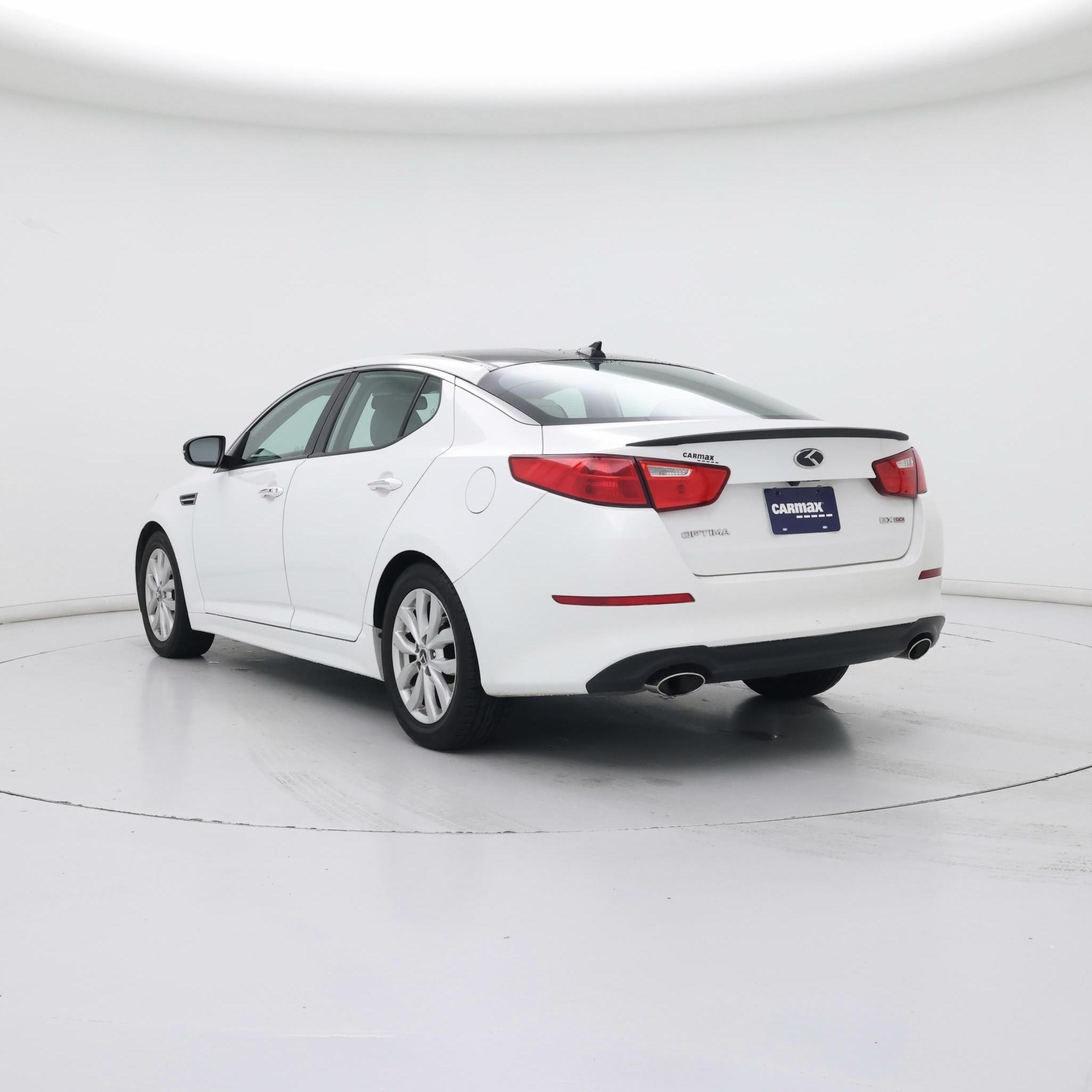 Thumbnail: 2015 Kia Optima - 2