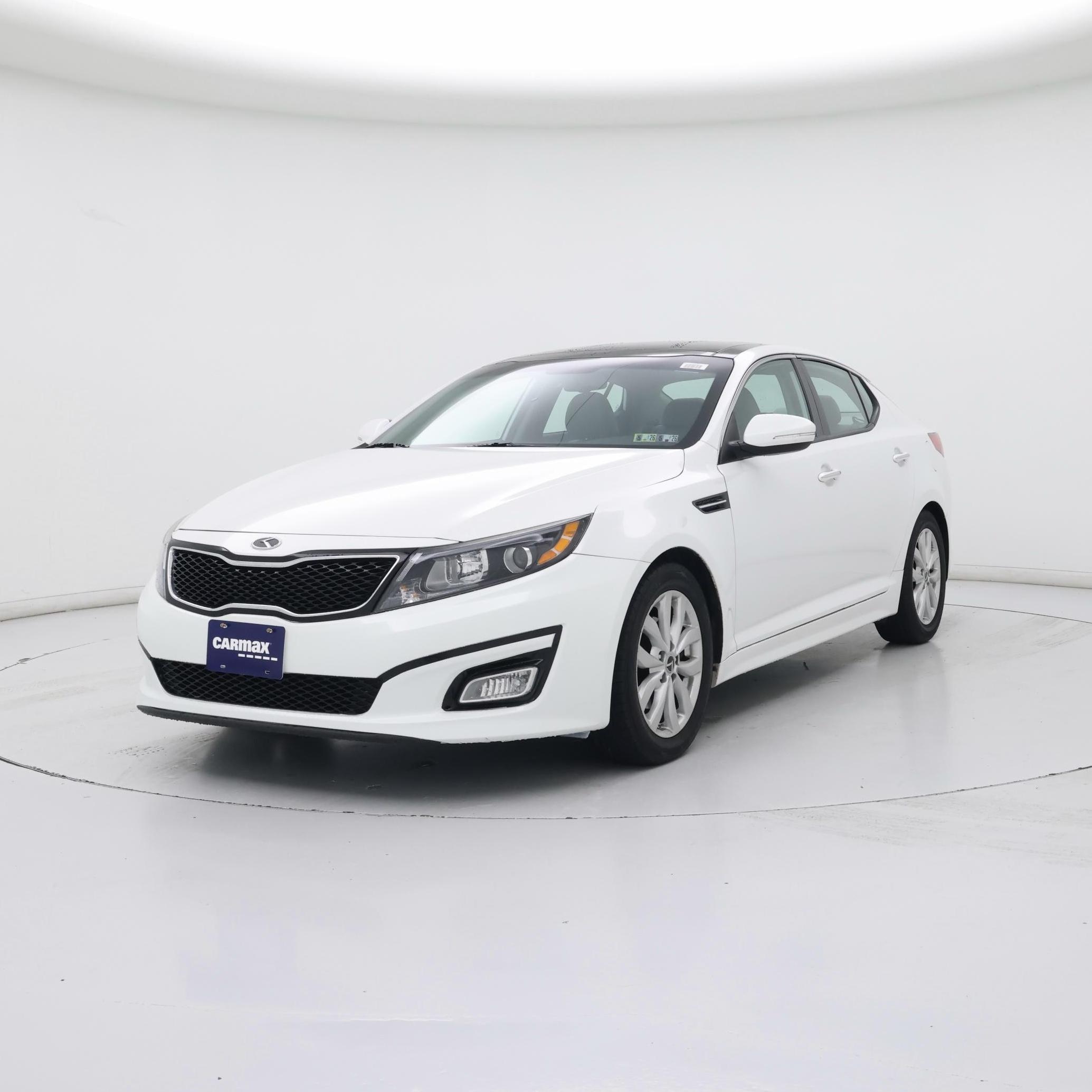 Thumbnail: 2015 Kia Optima - 4