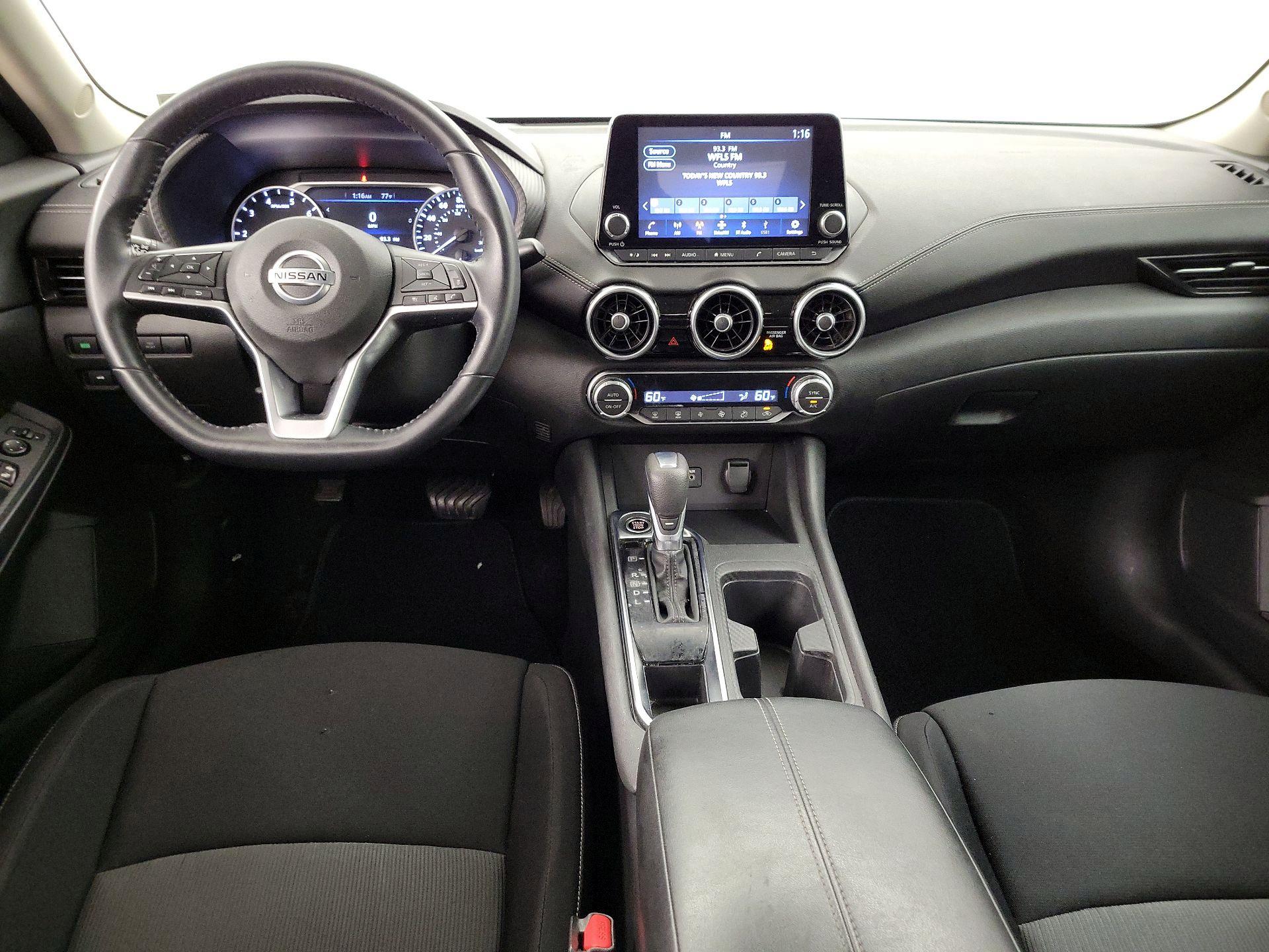 Thumbnail: 2020 Nissan Sentra - 9
