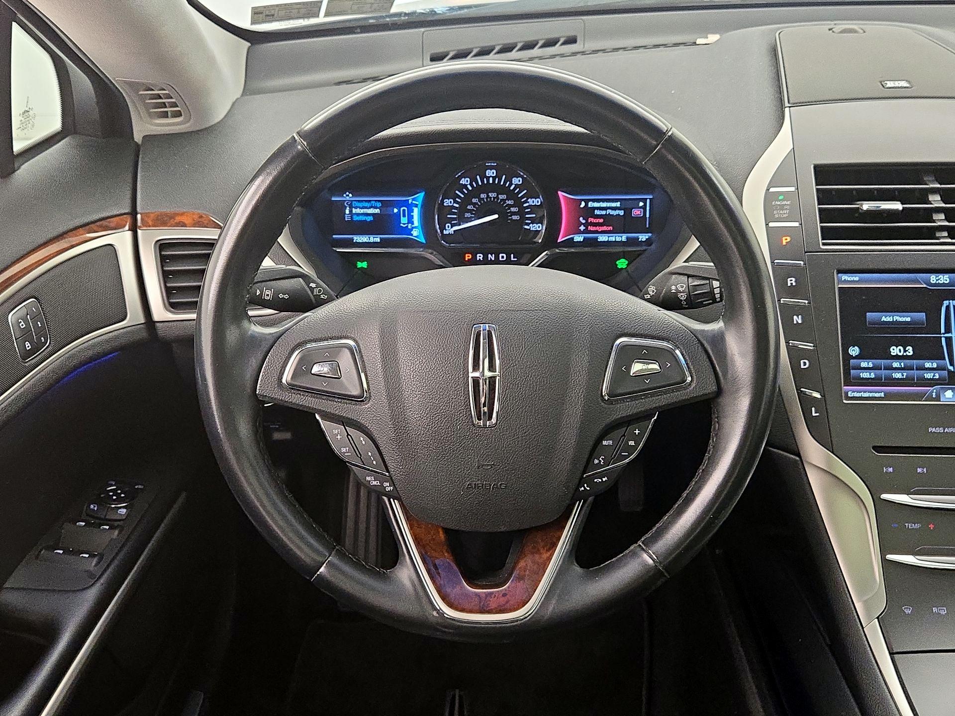 Thumbnail: 2015 Lincoln MKZ - 10