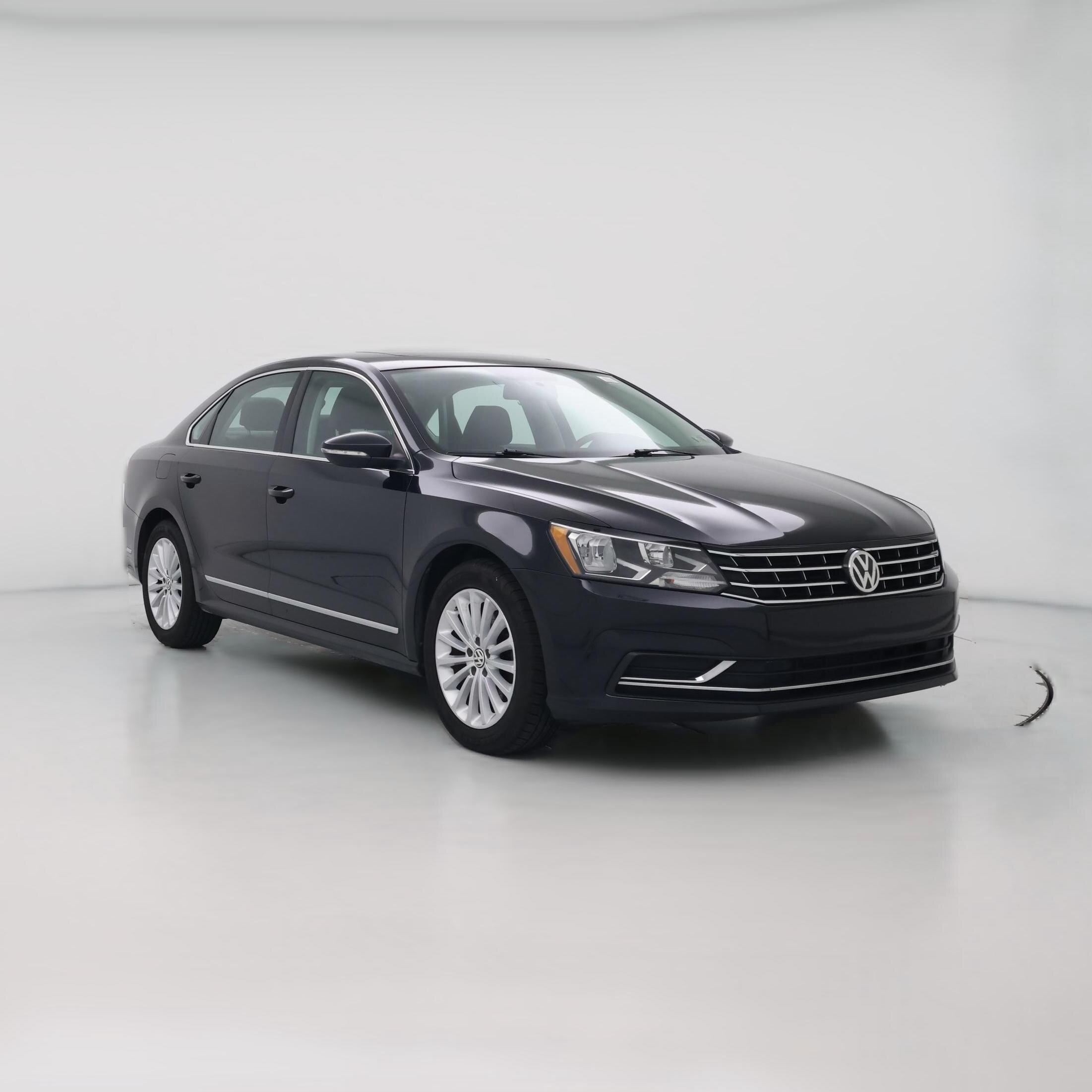 Thumbnail: 2017 Volkswagen Passat - 1