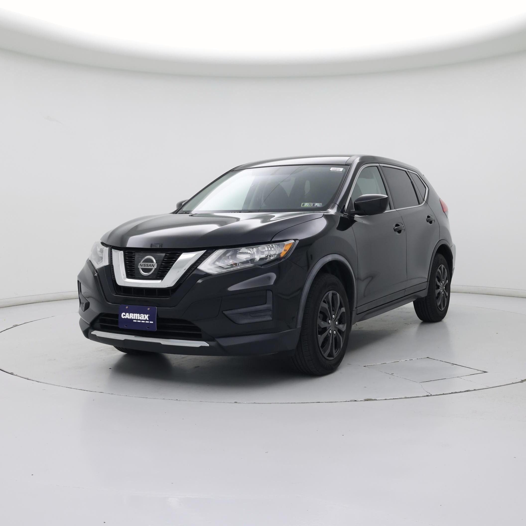 Thumbnail: 2017 Nissan Rogue - 4