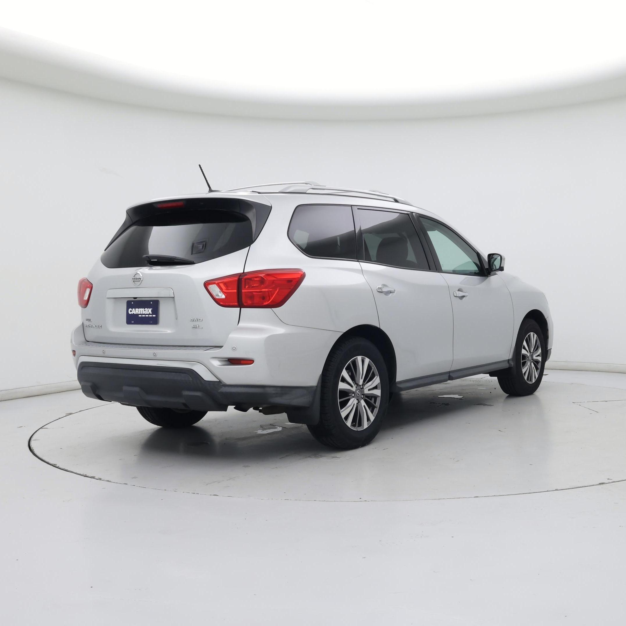 Thumbnail: 2018 Nissan Pathfinder - 8