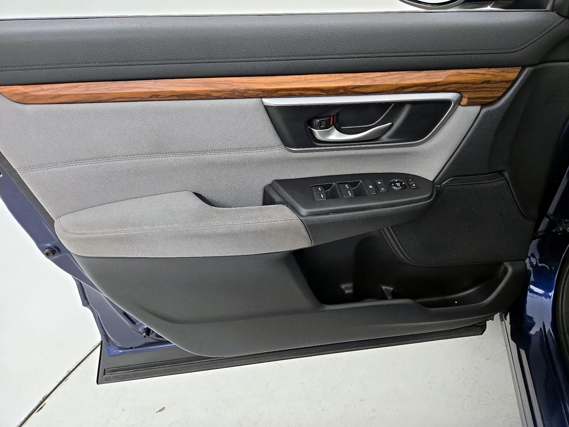 Thumbnail: 2017 Honda CR-V - 12