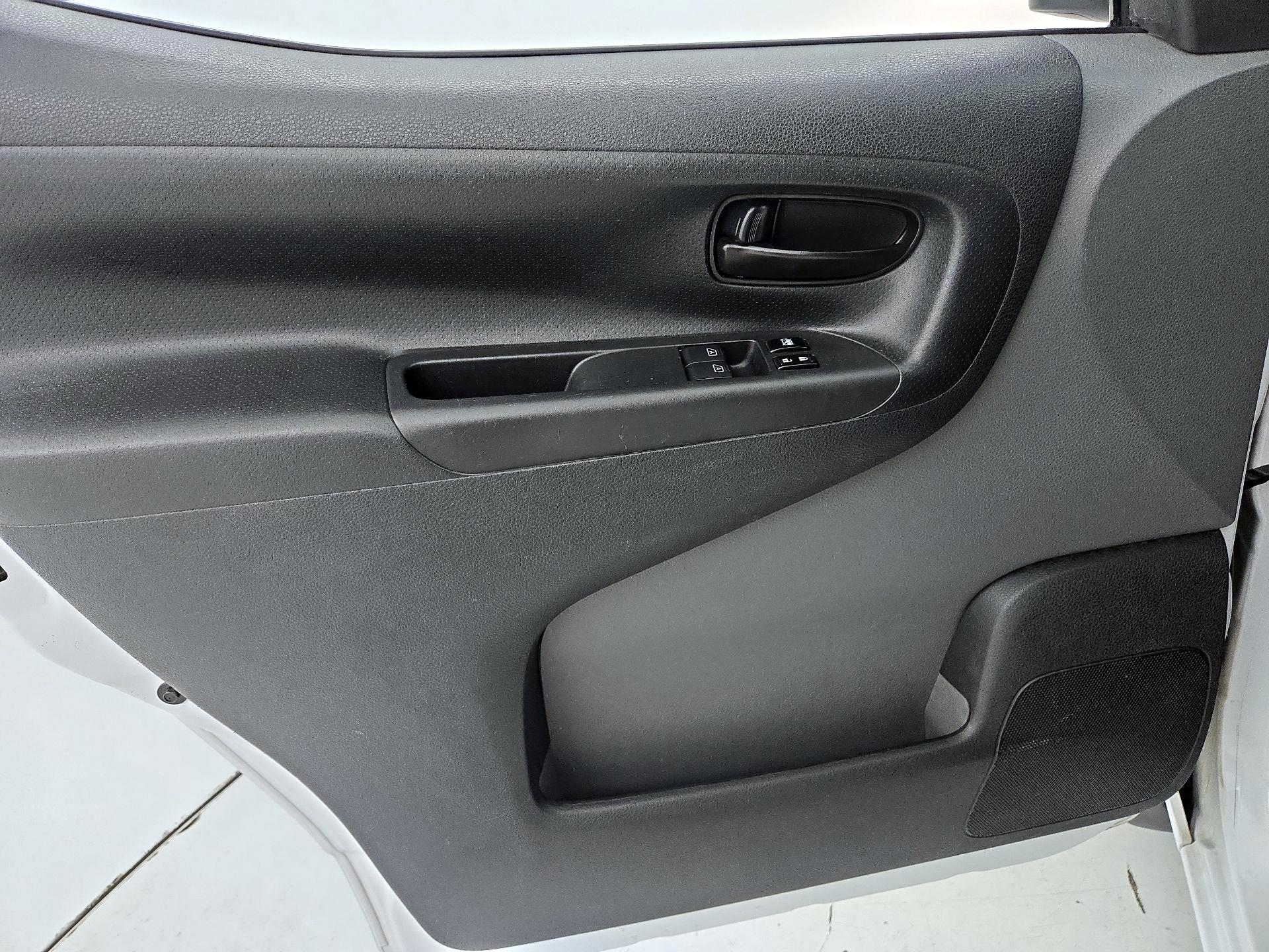 Thumbnail: 2019 Nissan NV200 - 12