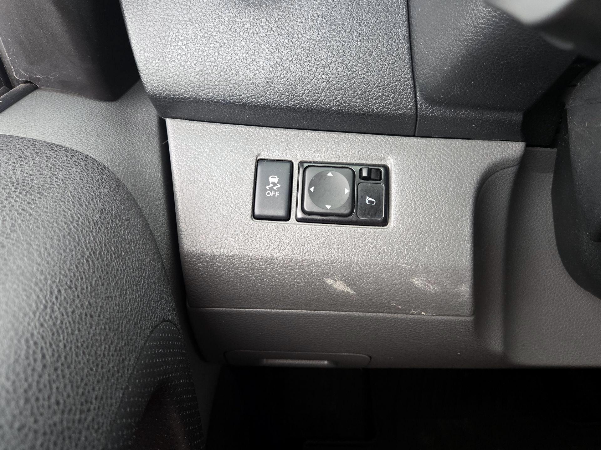 Thumbnail: 2019 Nissan NV200 - 13