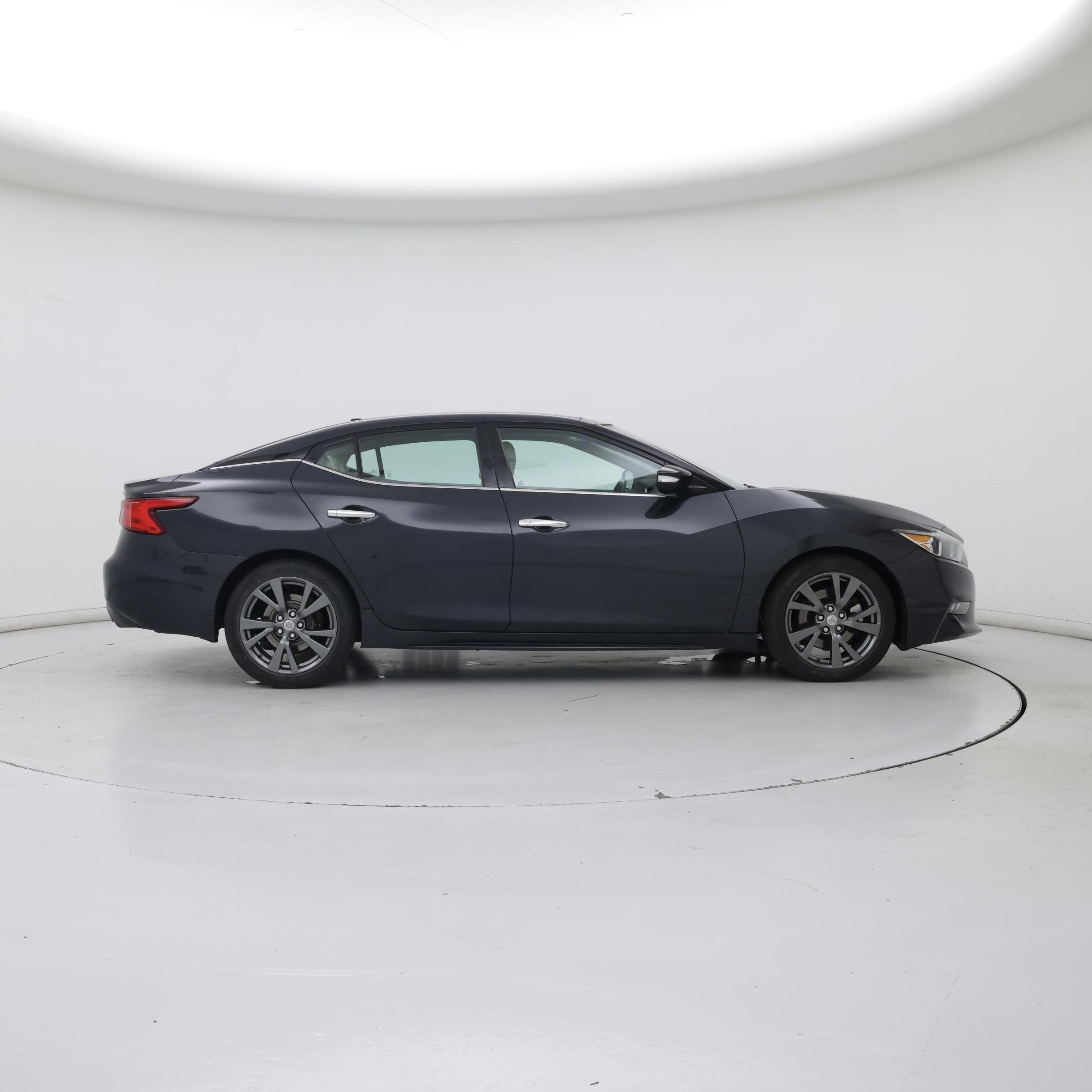 Thumbnail: 2017 Nissan Maxima - 7