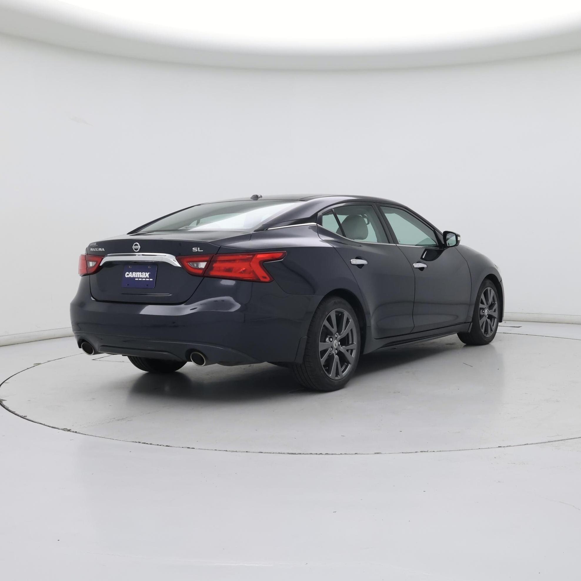 Thumbnail: 2017 Nissan Maxima - 8