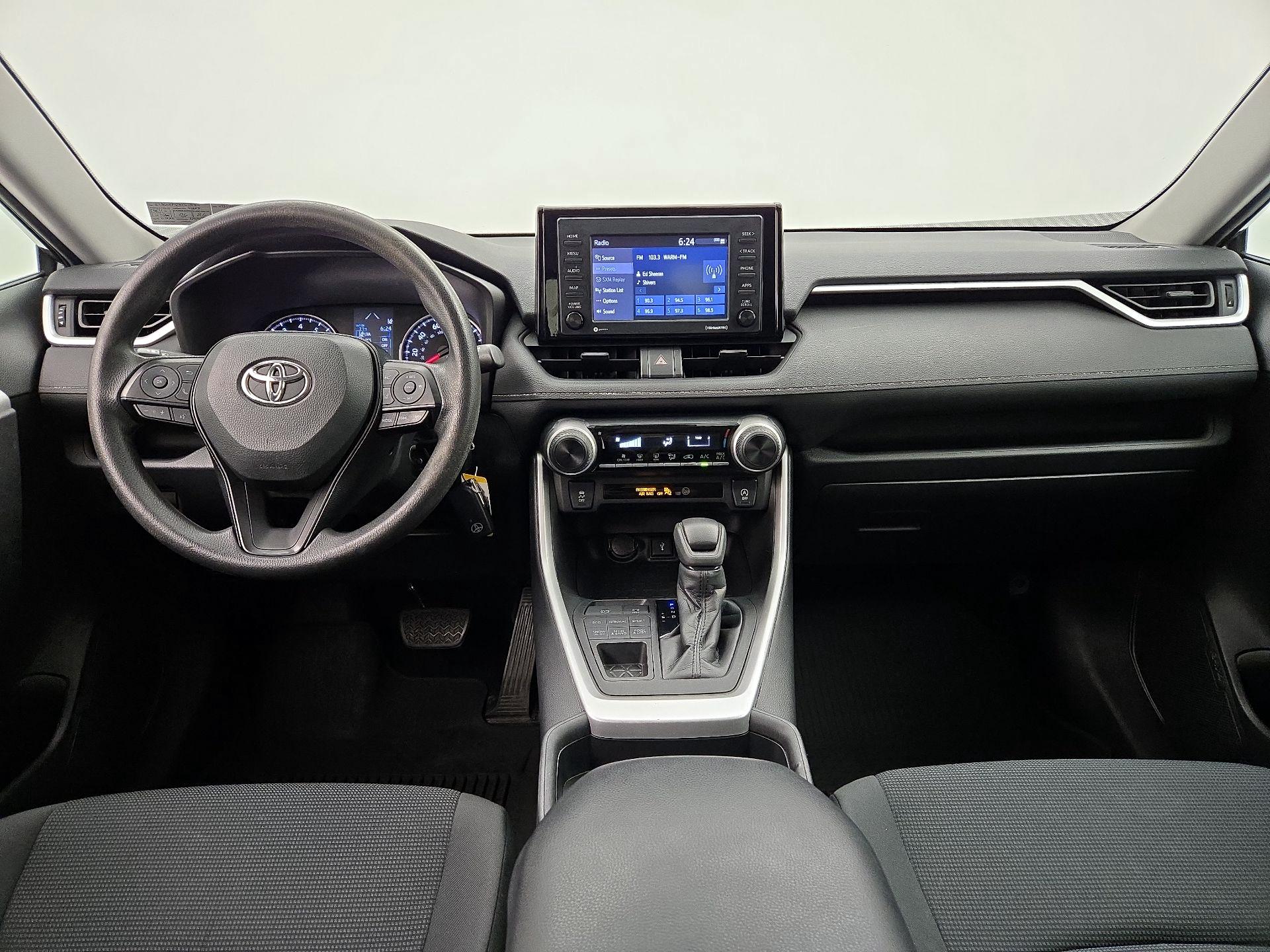 Thumbnail: 2020 Toyota RAV4 - 9