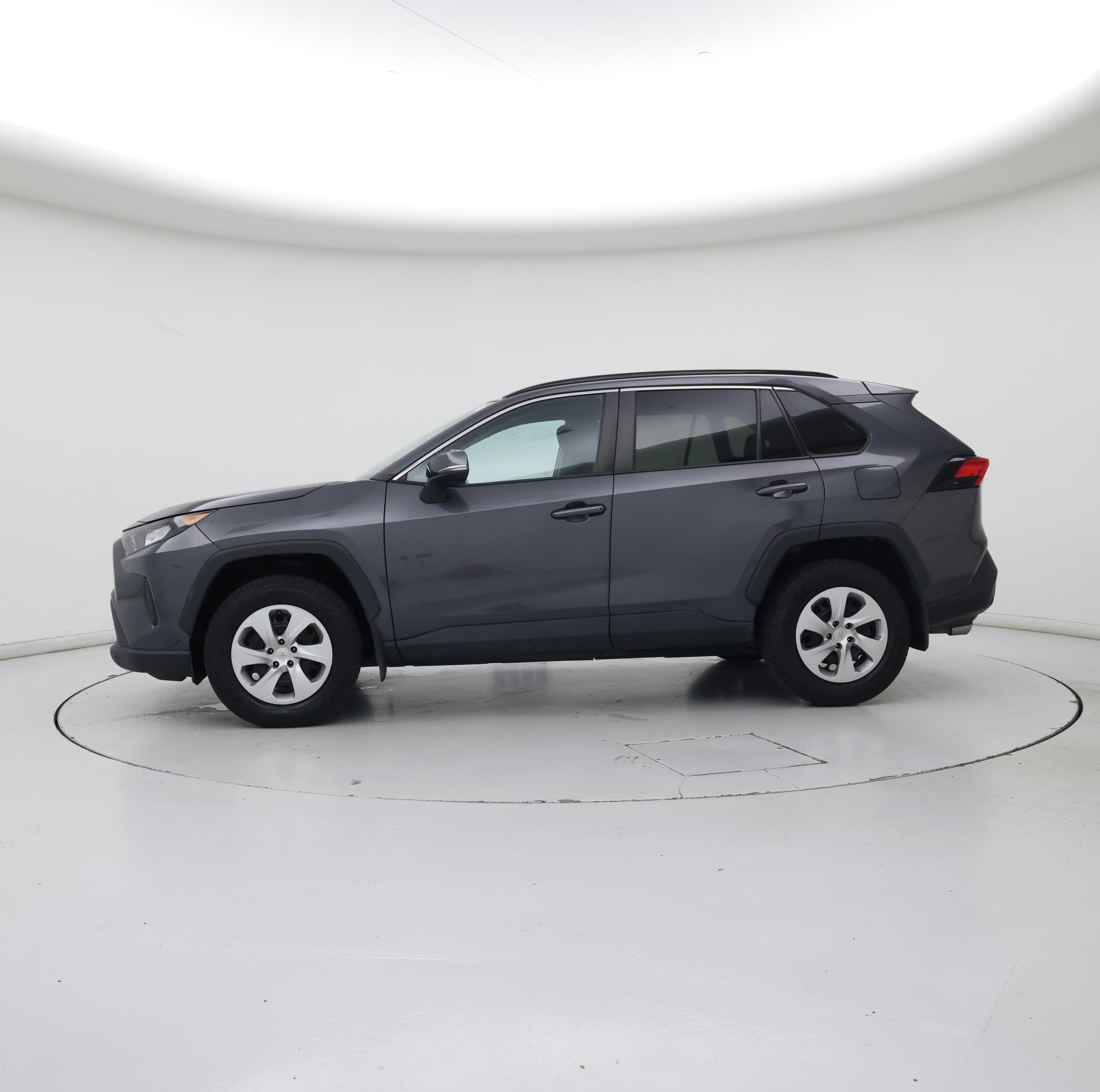 Thumbnail: 2020 Toyota RAV4 - 3