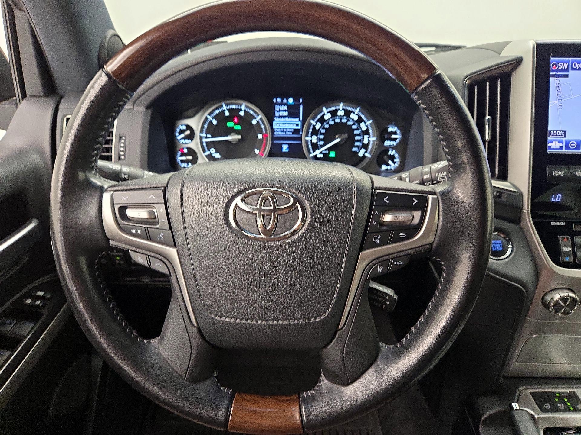 Thumbnail: 2021 Toyota Land Cruiser - 10
