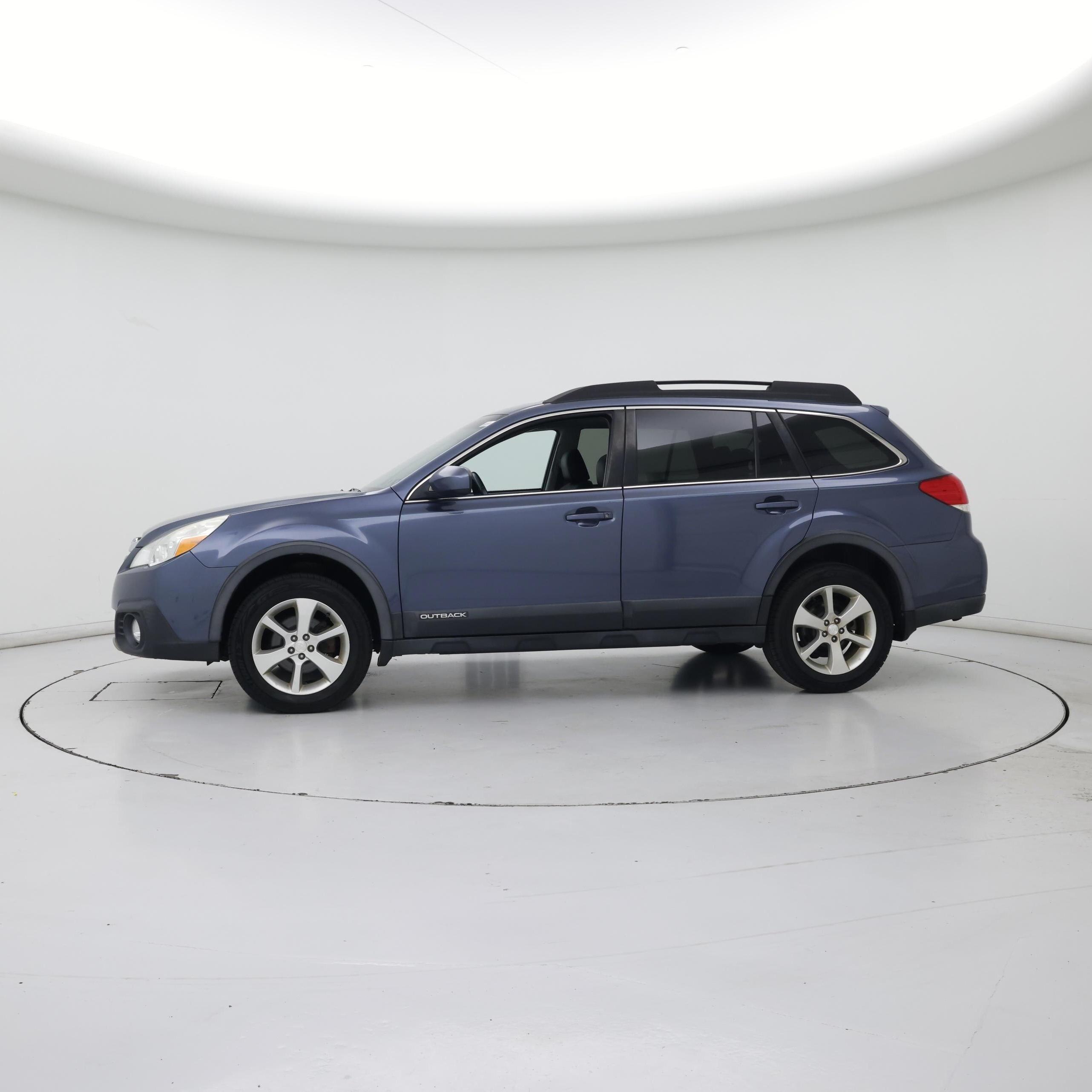 Thumbnail: 2014 Subaru Outback - 3
