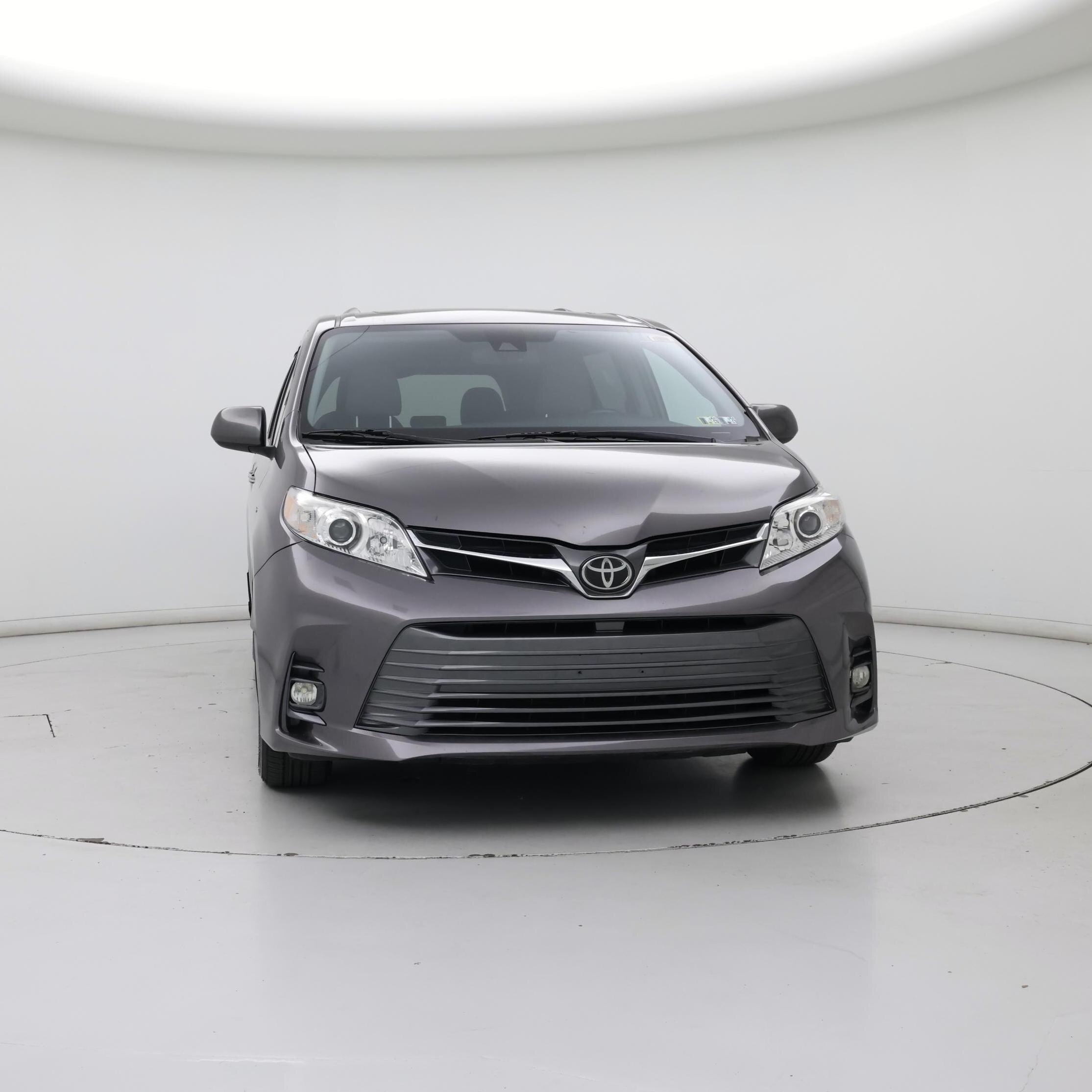 Thumbnail: 2018 Toyota Sienna - 5