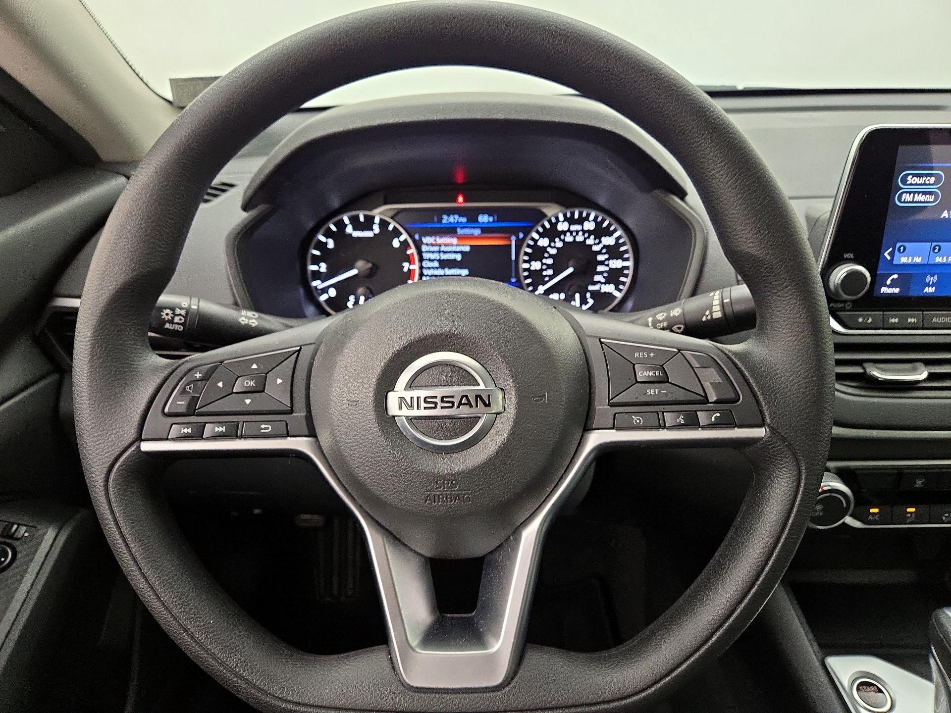 Thumbnail: 2022 Nissan Altima - 10
