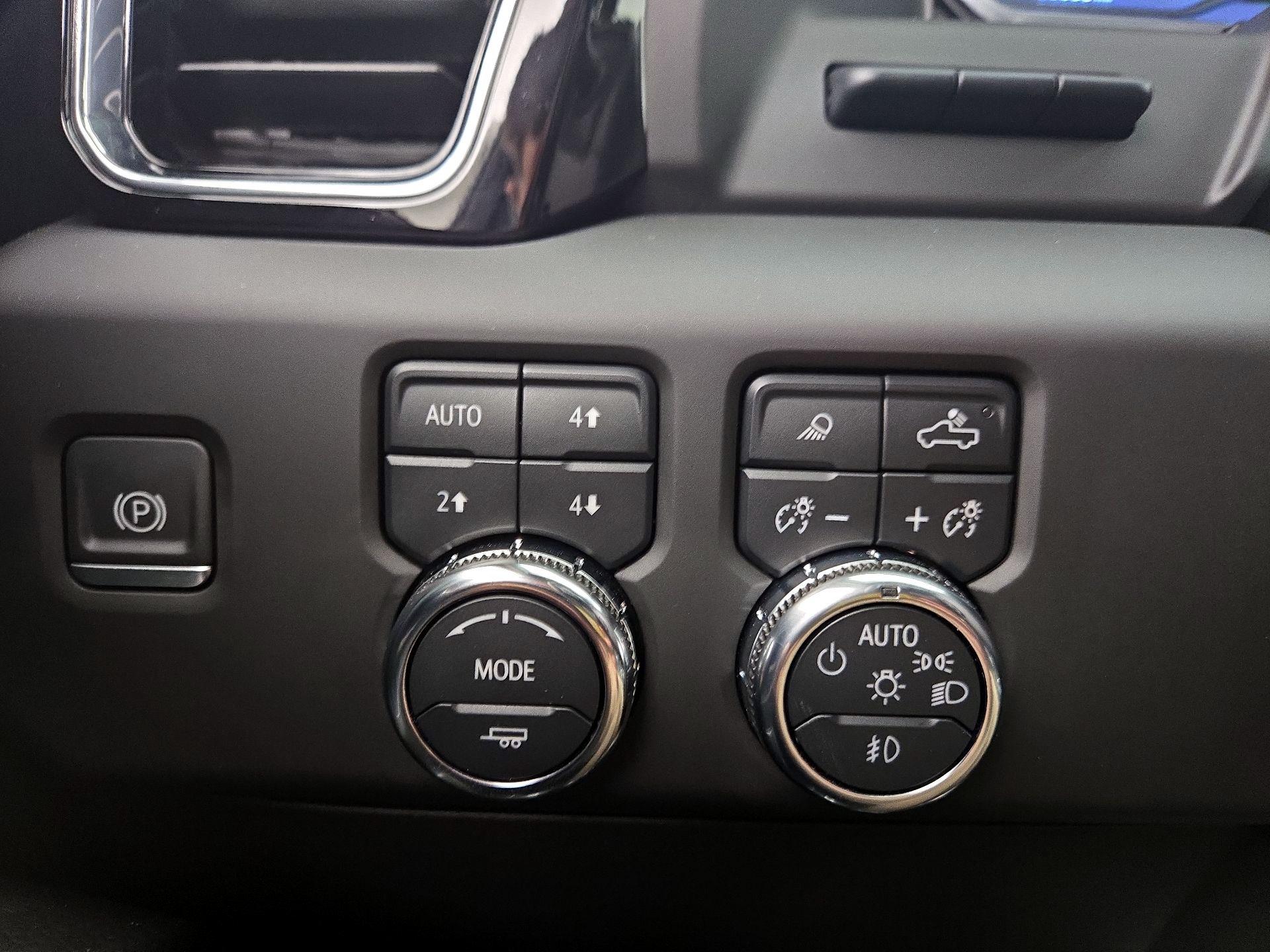 Thumbnail: 2023 GMC Sierra 1500 - 13
