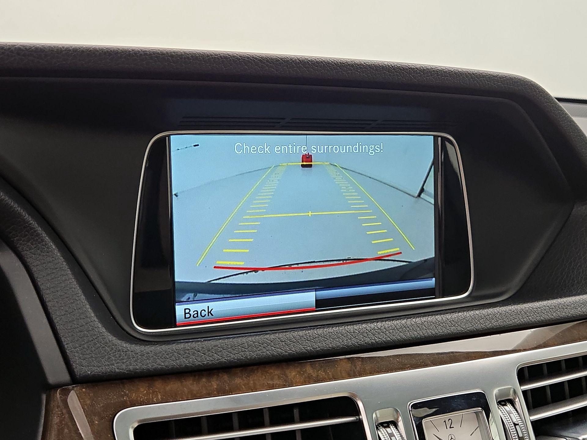 Thumbnail: 2014 Mercedes-Benz E-Class - 15