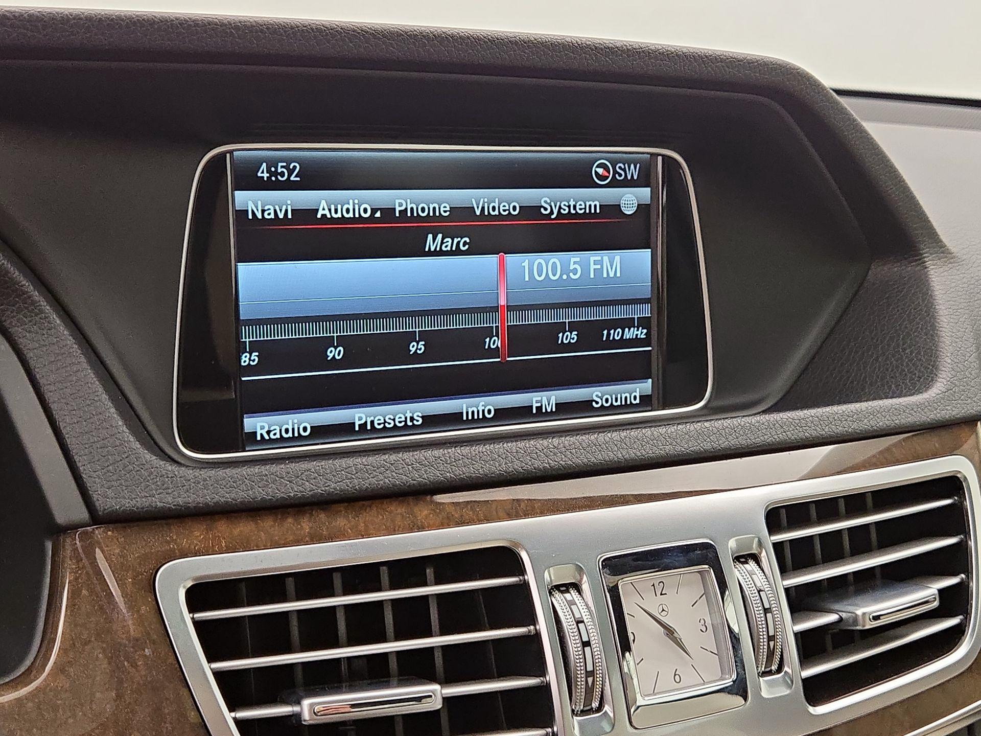 Thumbnail: 2014 Mercedes-Benz E-Class - 16